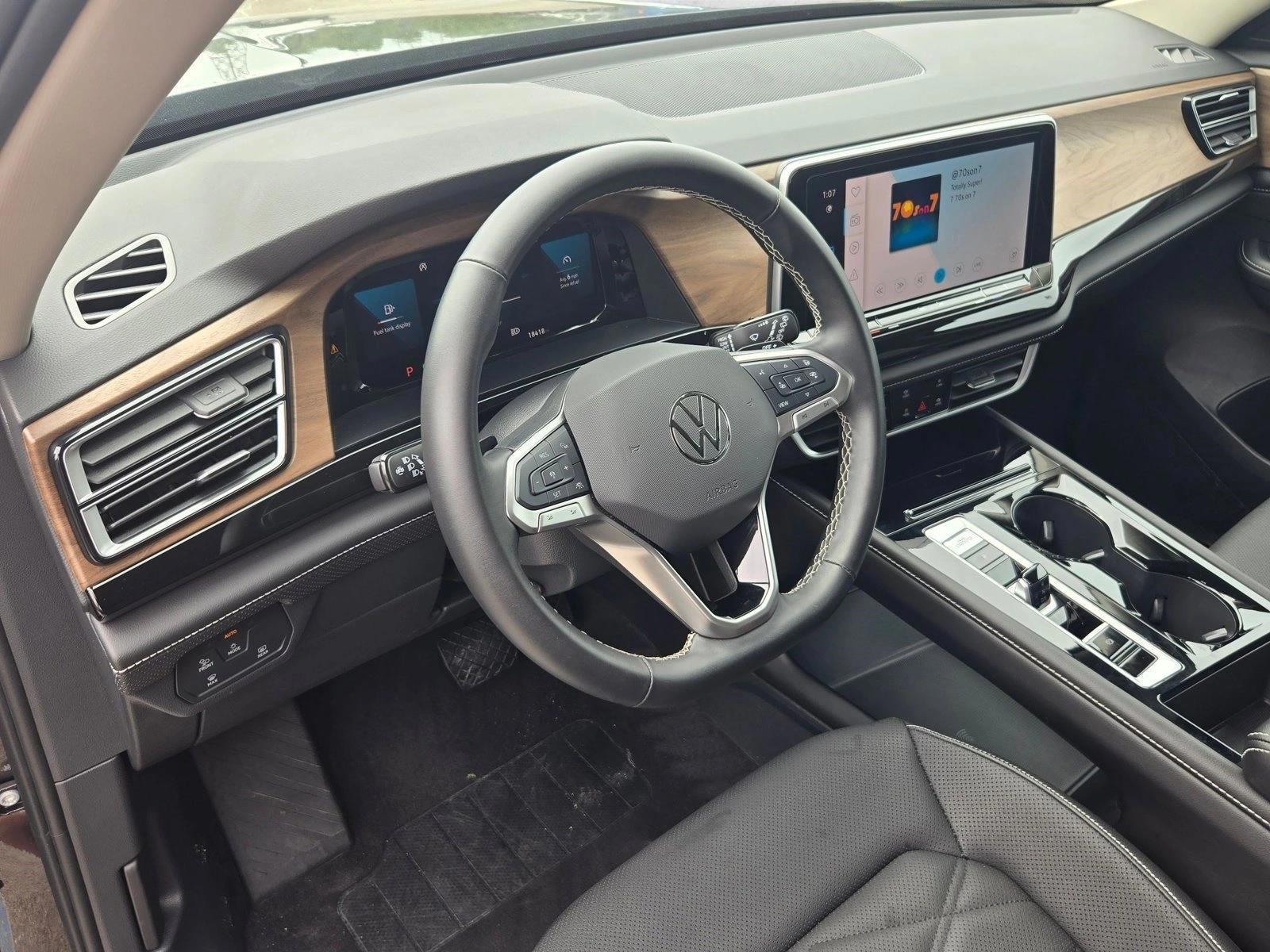 Thumbnail: 2026 Volkswagen Atlas - 3