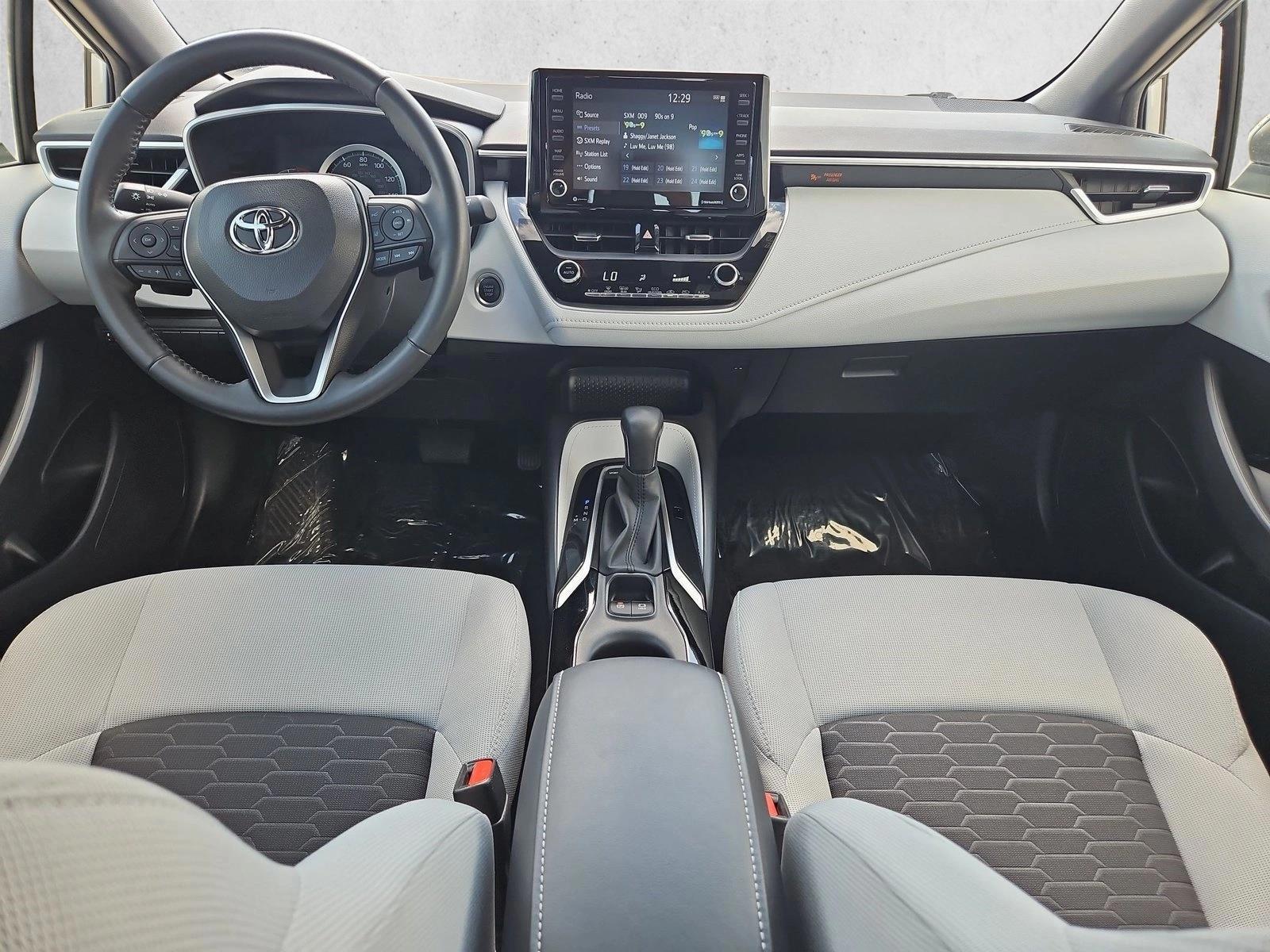 Thumbnail: 2022 Toyota Corolla - 3