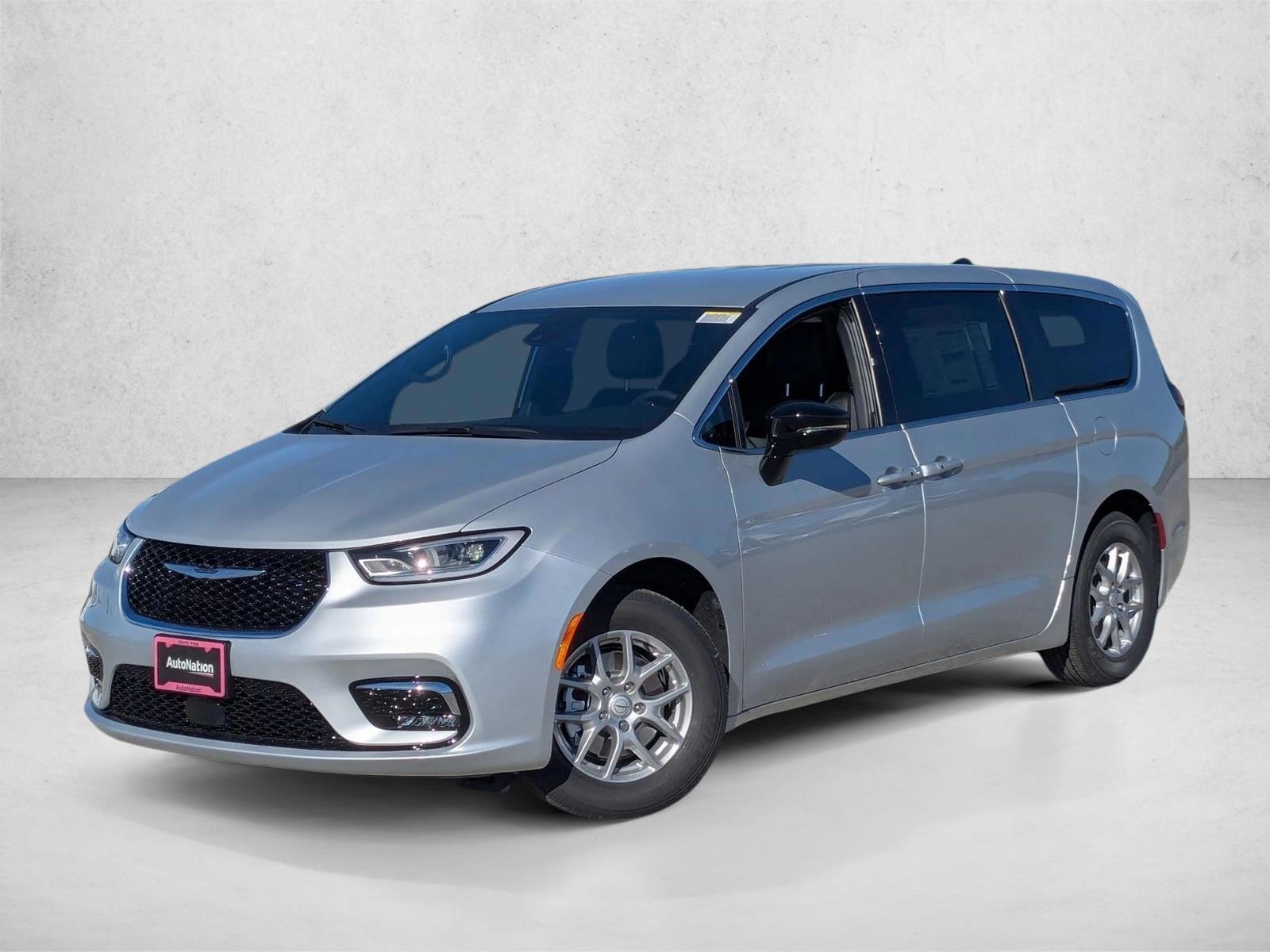 Thumbnail: 2026 Chrysler Pacifica - 1