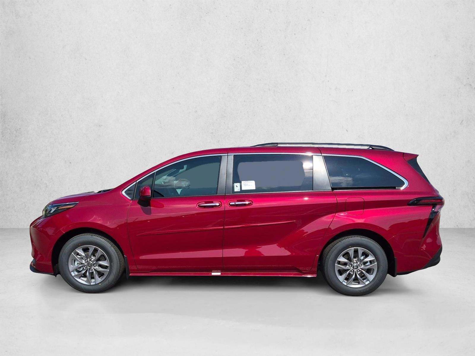 Thumbnail: 2026 Toyota Sienna - 2