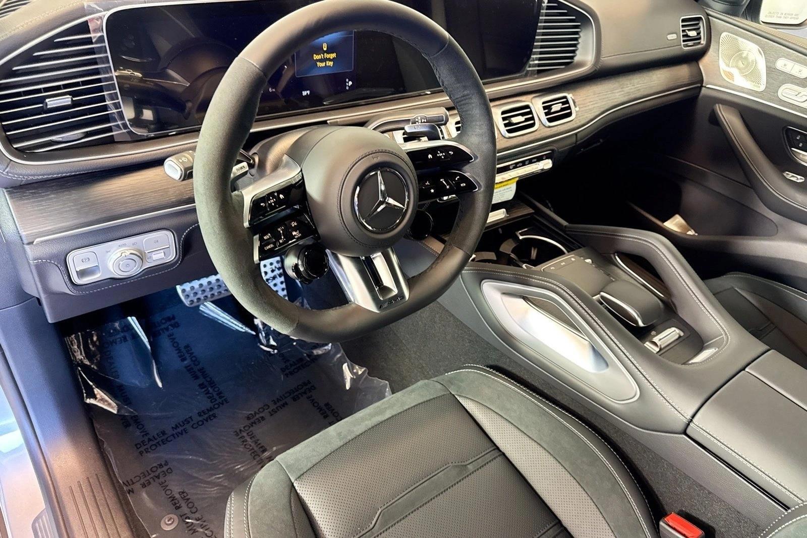 Thumbnail: 2026 Mercedes-Benz GLE - 3