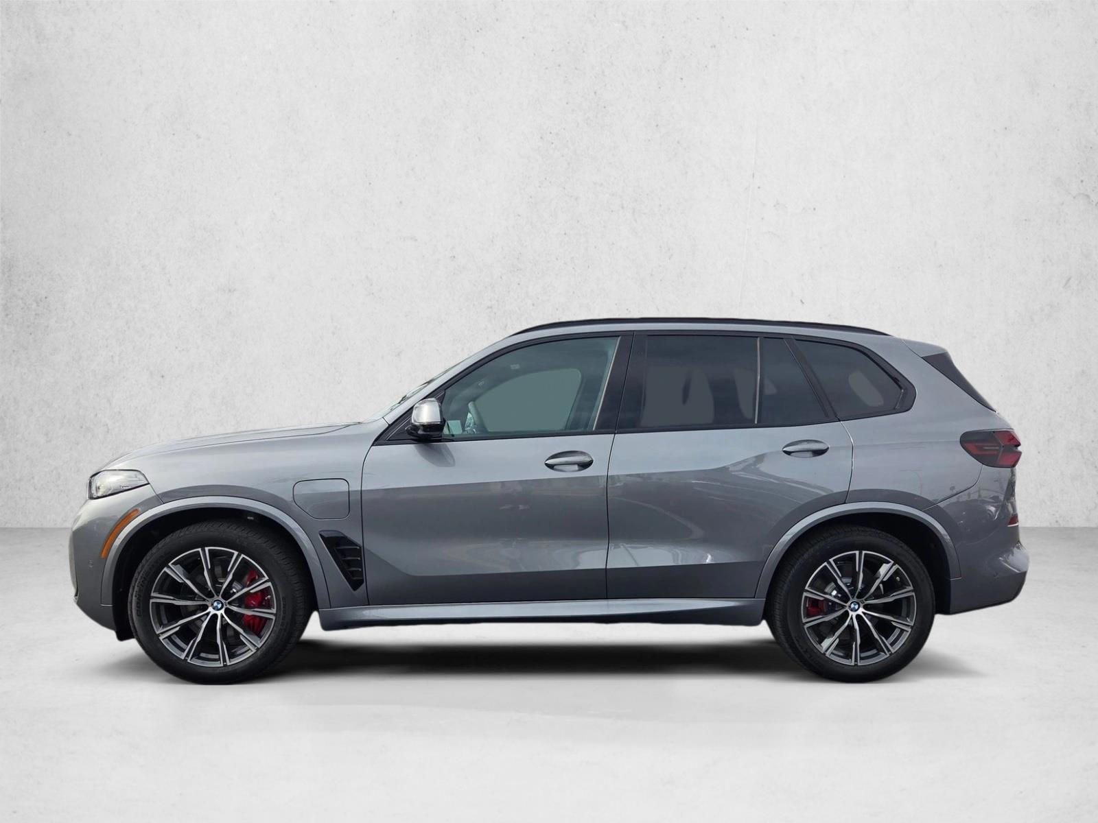 Thumbnail: 2026 BMW X5 - 2