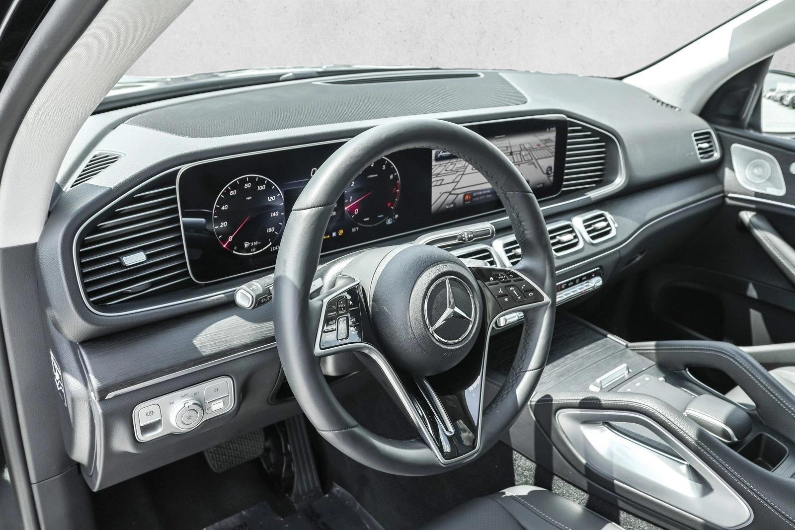 Thumbnail: 2026 Mercedes-Benz GLE - 3
