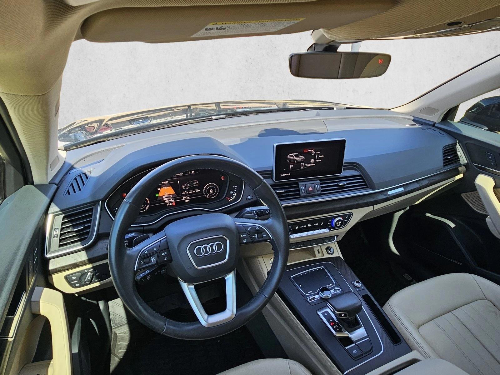 Thumbnail: 2020 Audi Q5 - 4