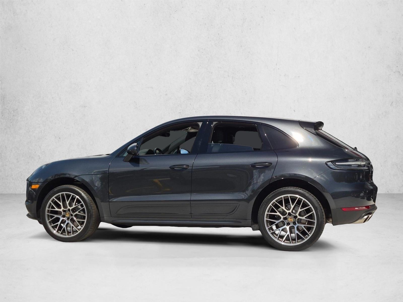 Thumbnail: 2020 Porsche Macan - 2