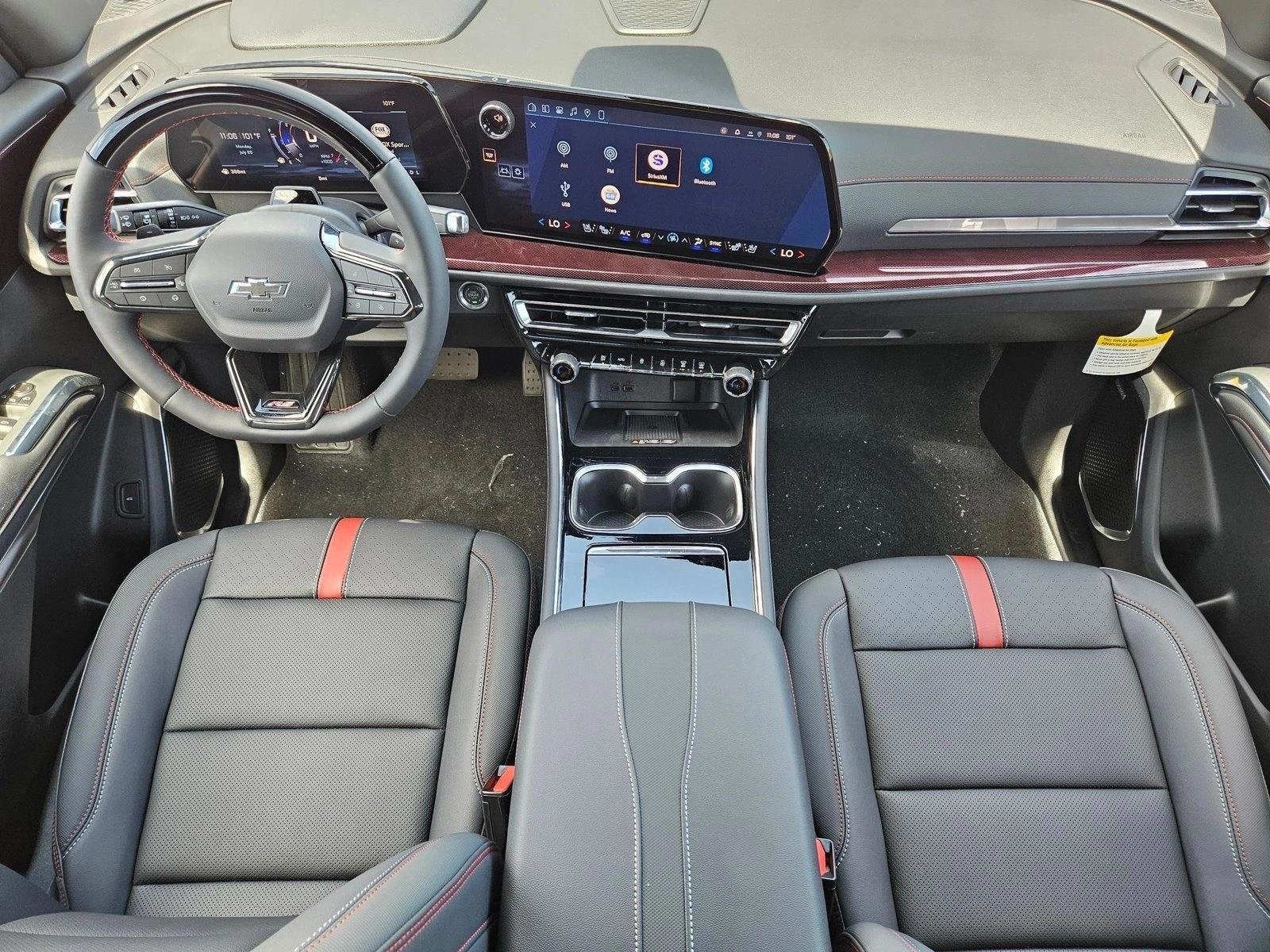 Thumbnail: 2026 Chevrolet Traverse - 4