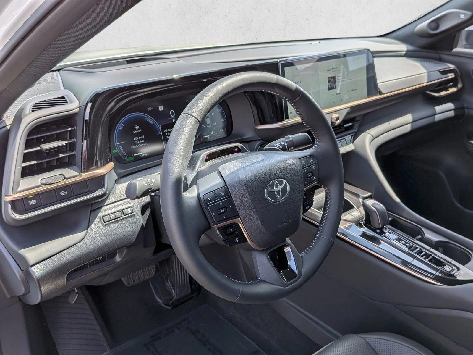 Thumbnail: 2025 Toyota Crown - 3