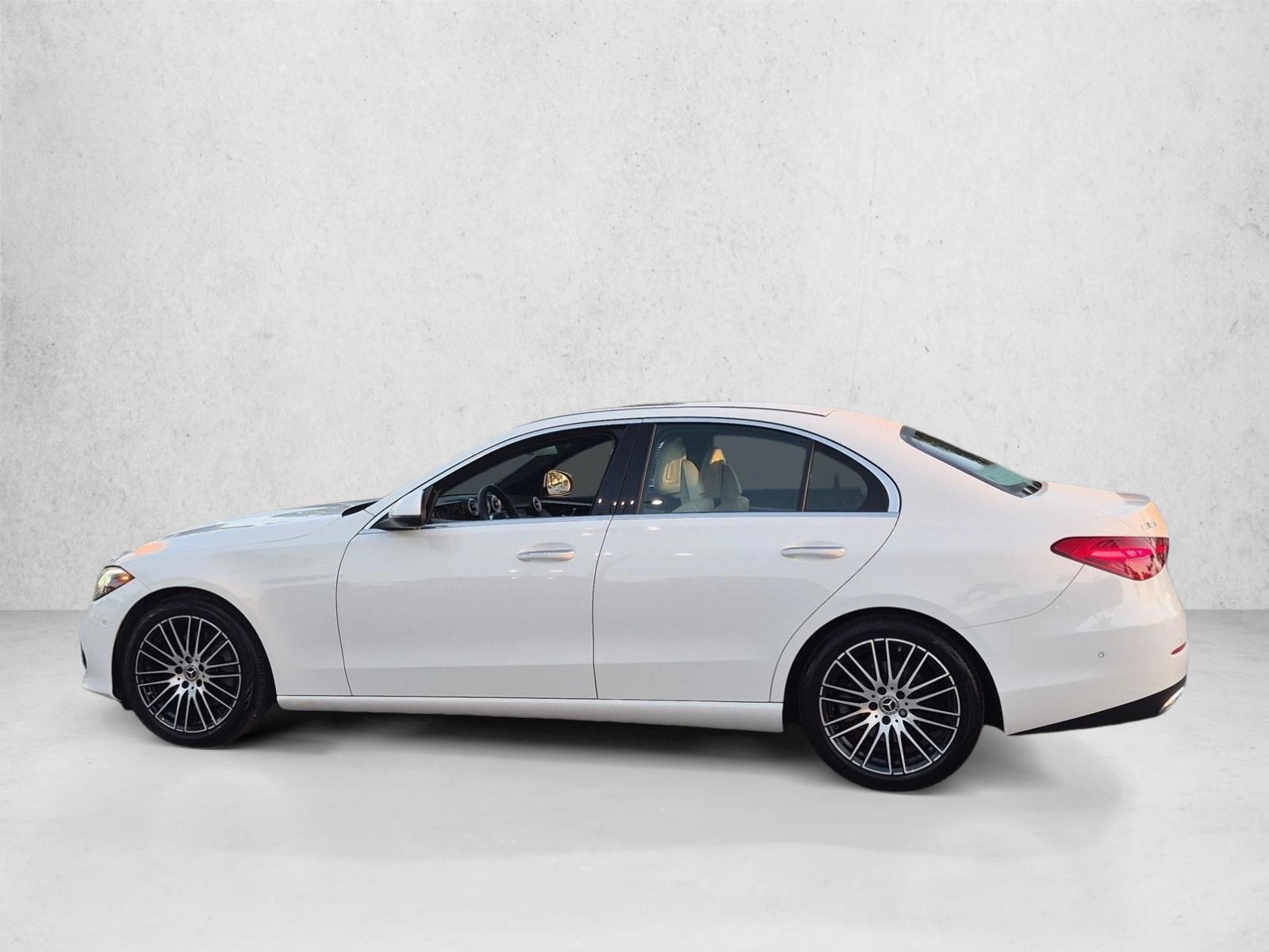 Thumbnail: 2022 Mercedes-Benz C-Class - 2