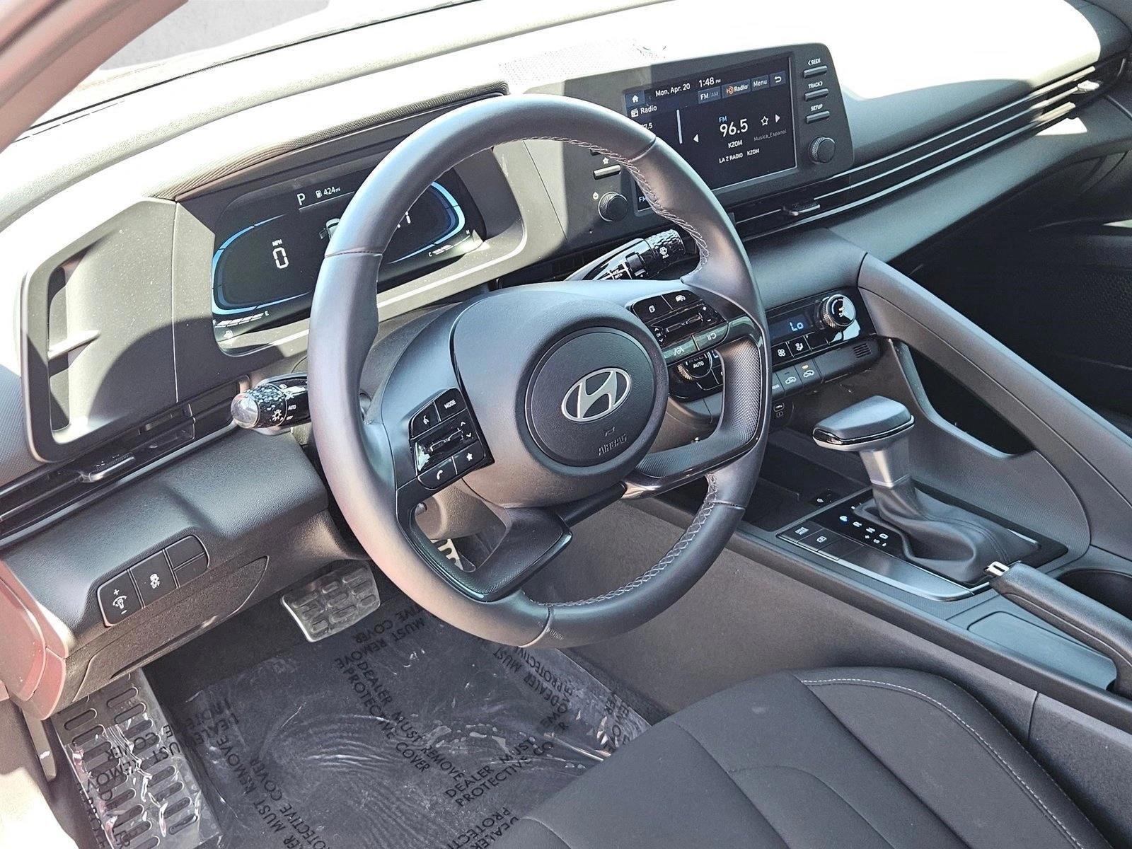 Thumbnail: 2025 Hyundai Elantra - 3