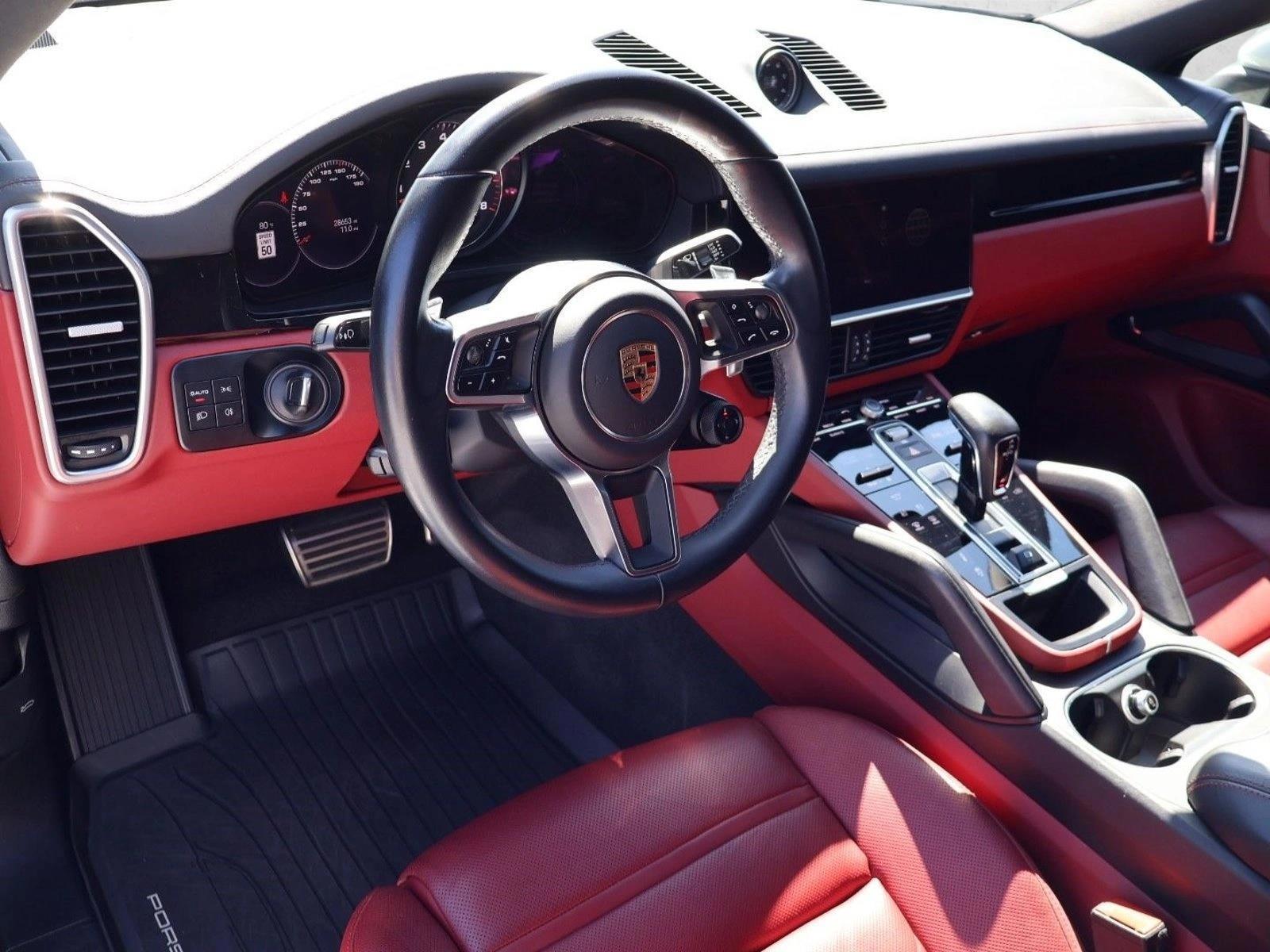 Thumbnail: 2023 Porsche Cayenne - 3