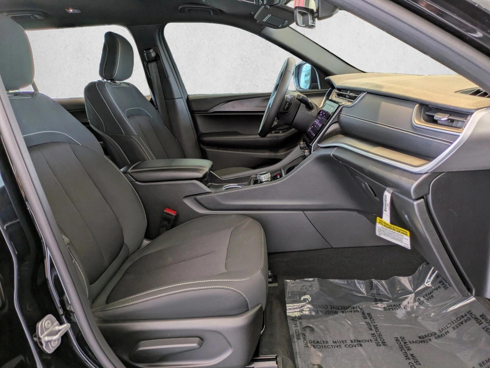 2025 Jeep Grand Cherokee L Laredo - Photo 21