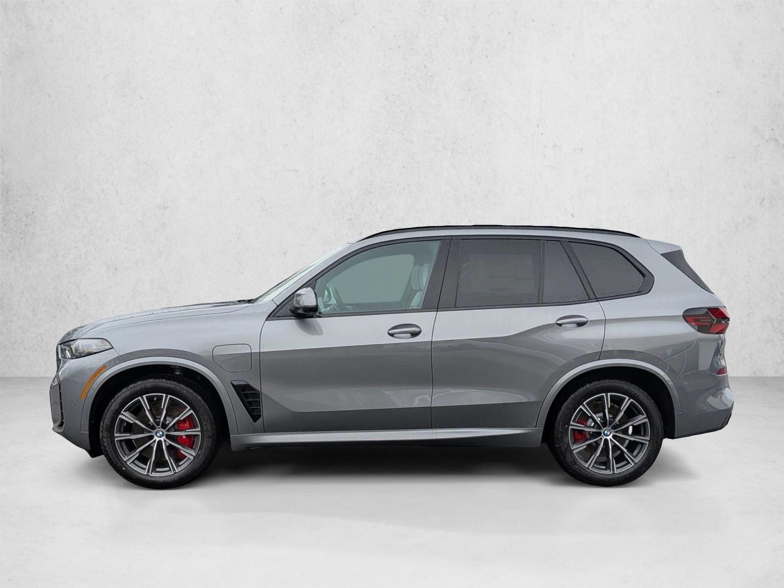 Thumbnail: 2026 BMW X5 - 2