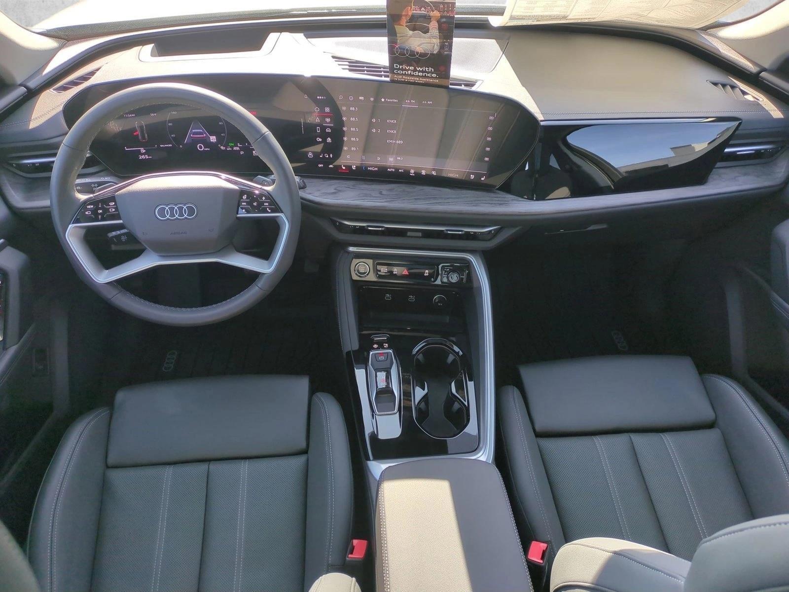 Thumbnail: 2025 Audi Q5 - 4