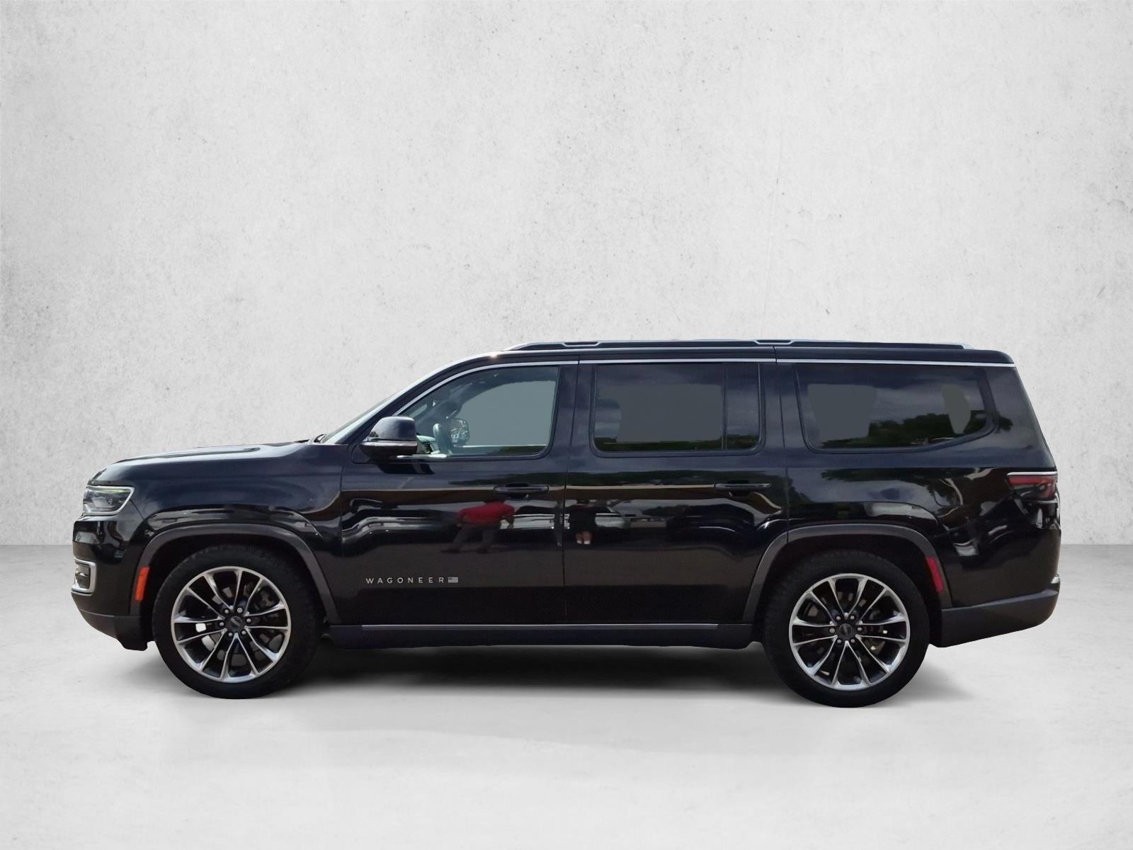 Thumbnail: 2022 Jeep Wagoneer - 2