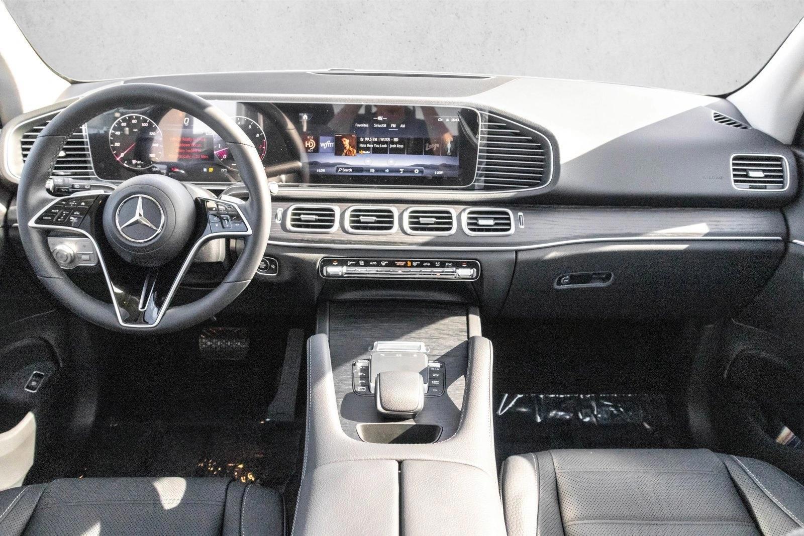 Thumbnail: 2026 Mercedes-Benz GLE - 3