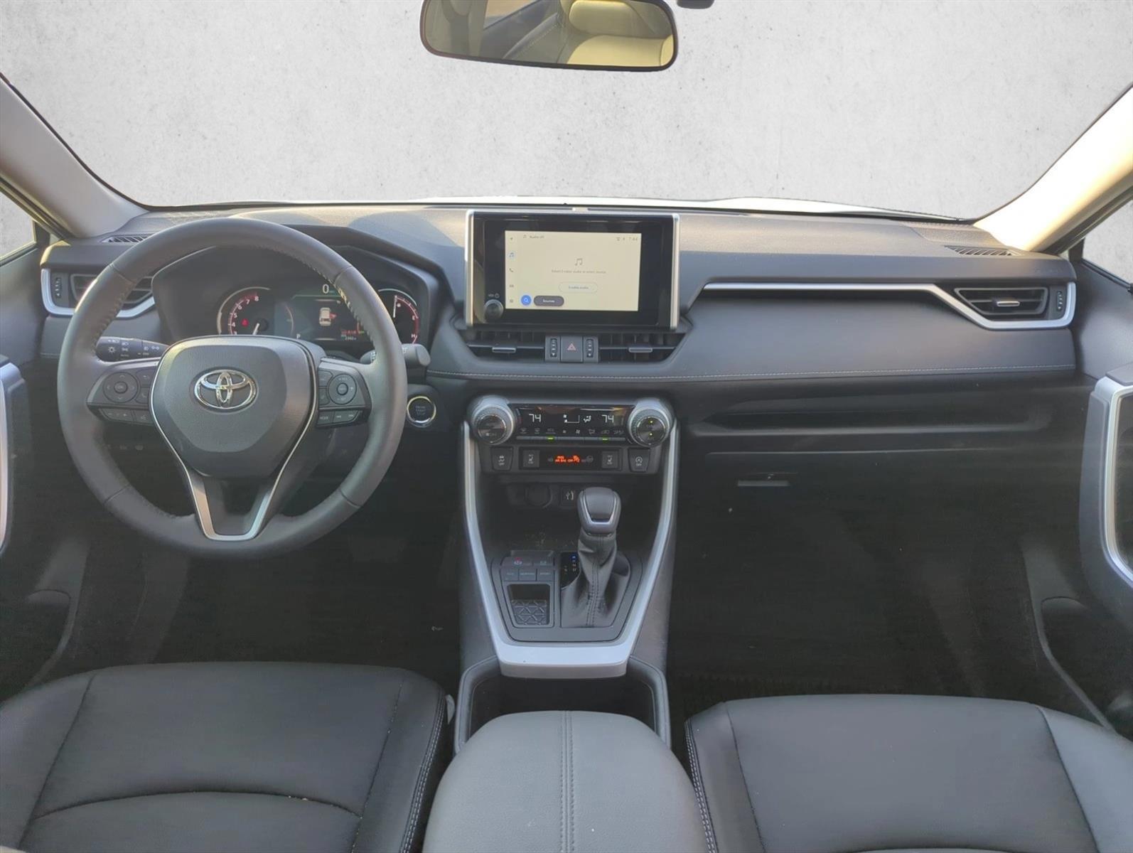 Thumbnail: 2025 Toyota RAV4 - 3