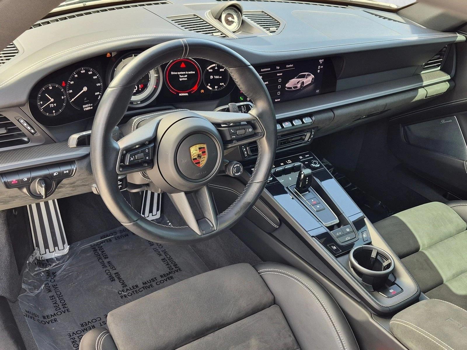 Thumbnail: 2024 Porsche 911 - 3