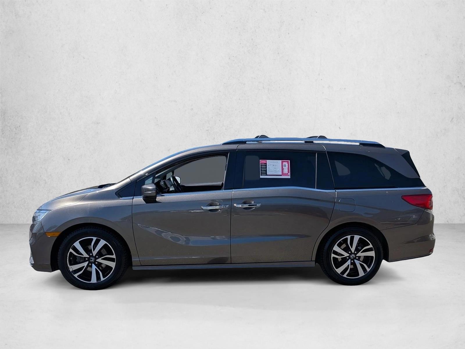 Thumbnail: 2019 Honda Odyssey - 3