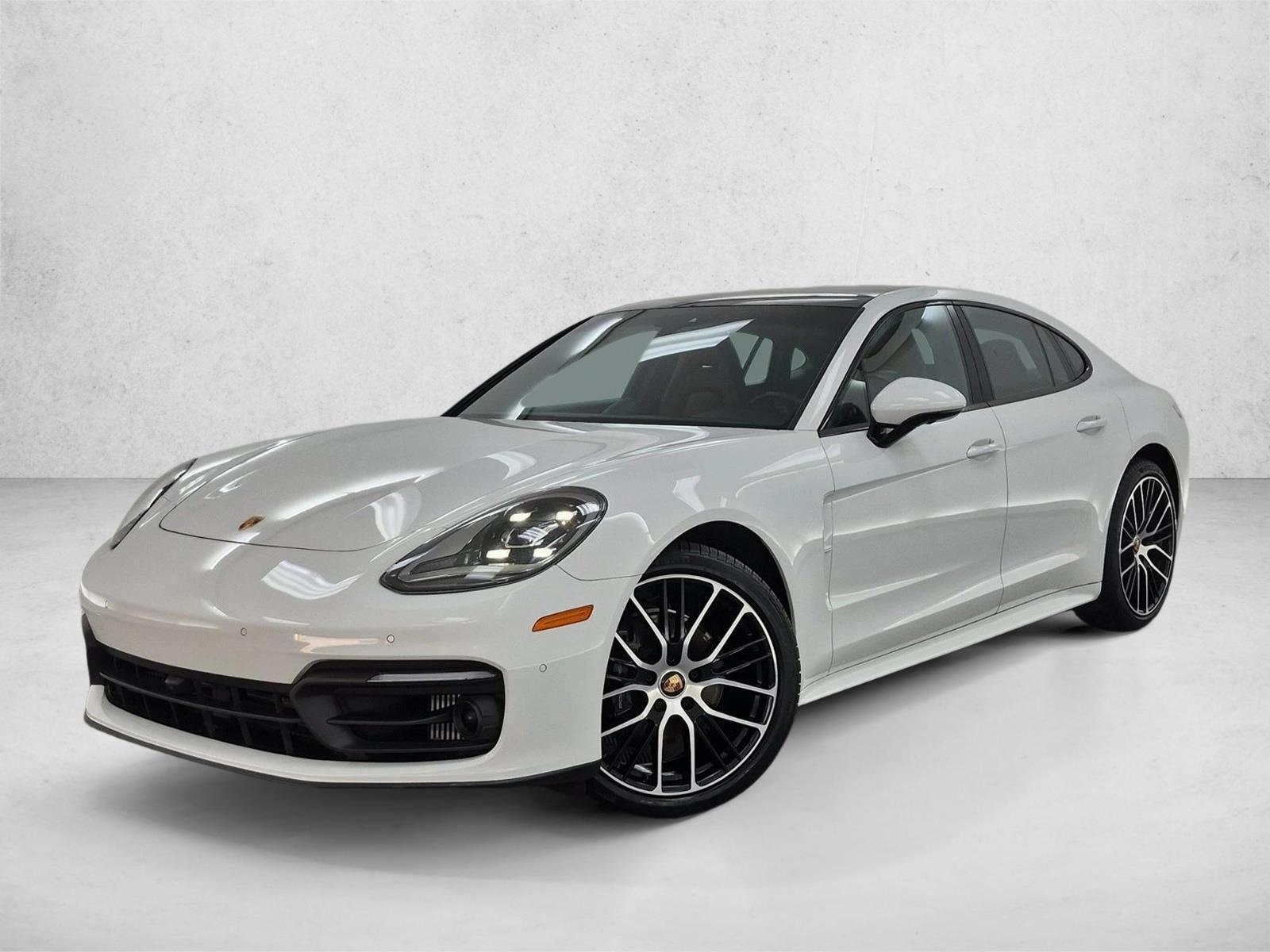 Thumbnail: 2023 Porsche Panamera - 1