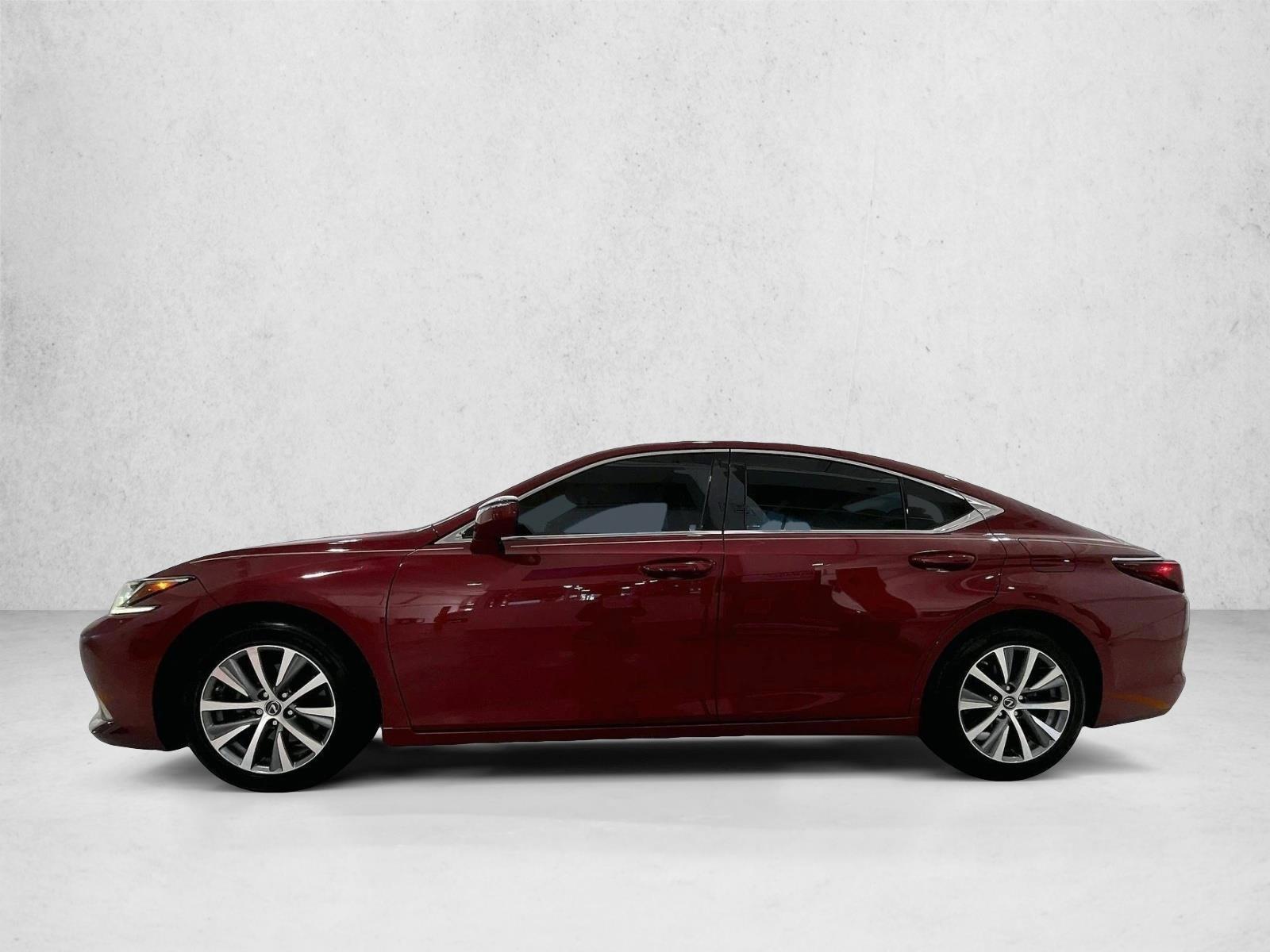Thumbnail: 2020 Lexus ES - 2