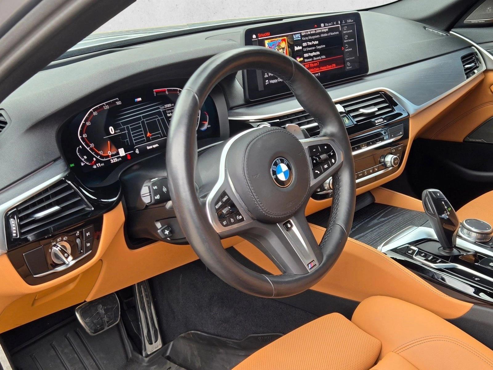 Thumbnail: 2023 BMW 5 Series - 3