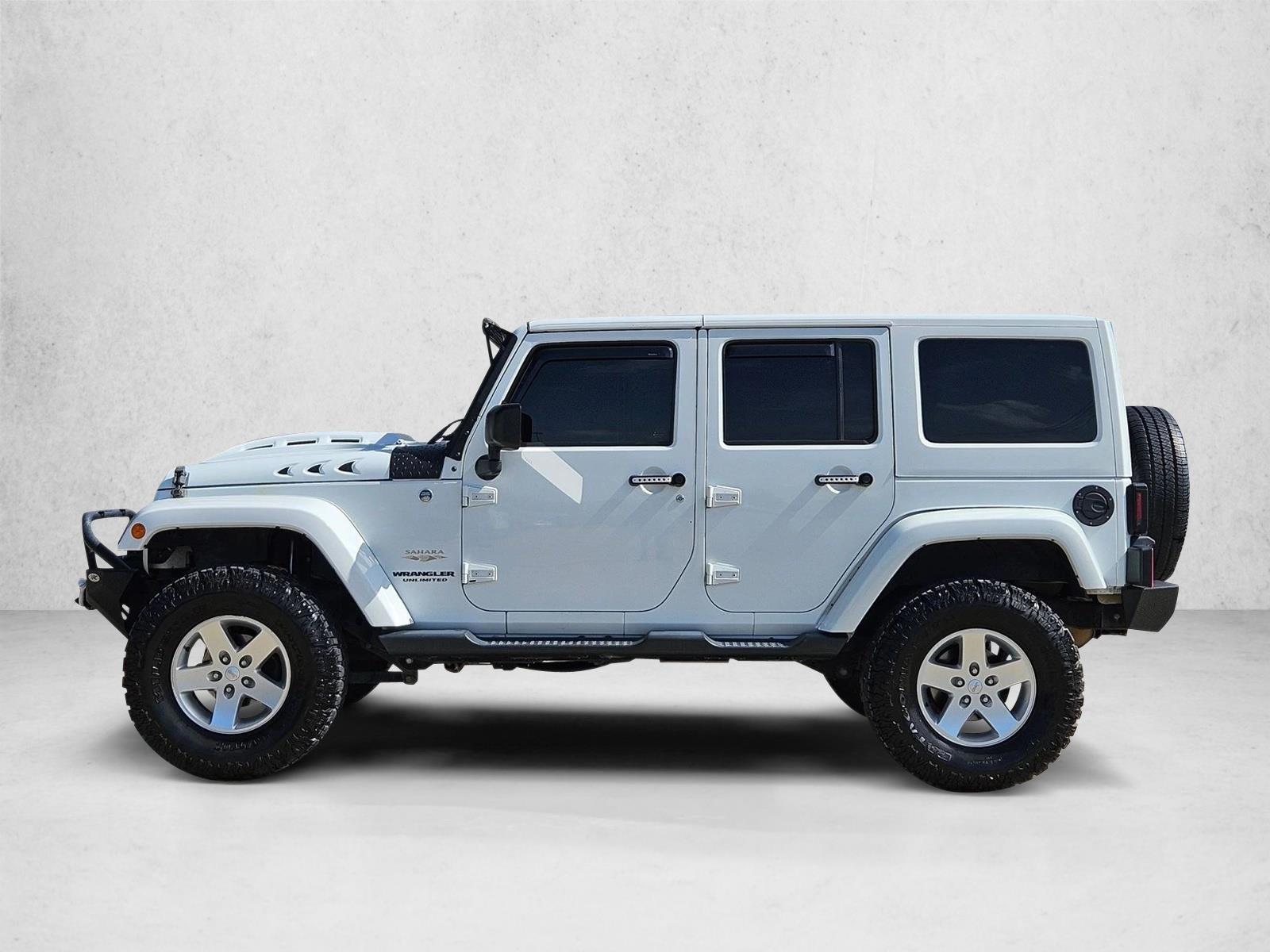 Thumbnail: 2015 Jeep Wrangler - 2