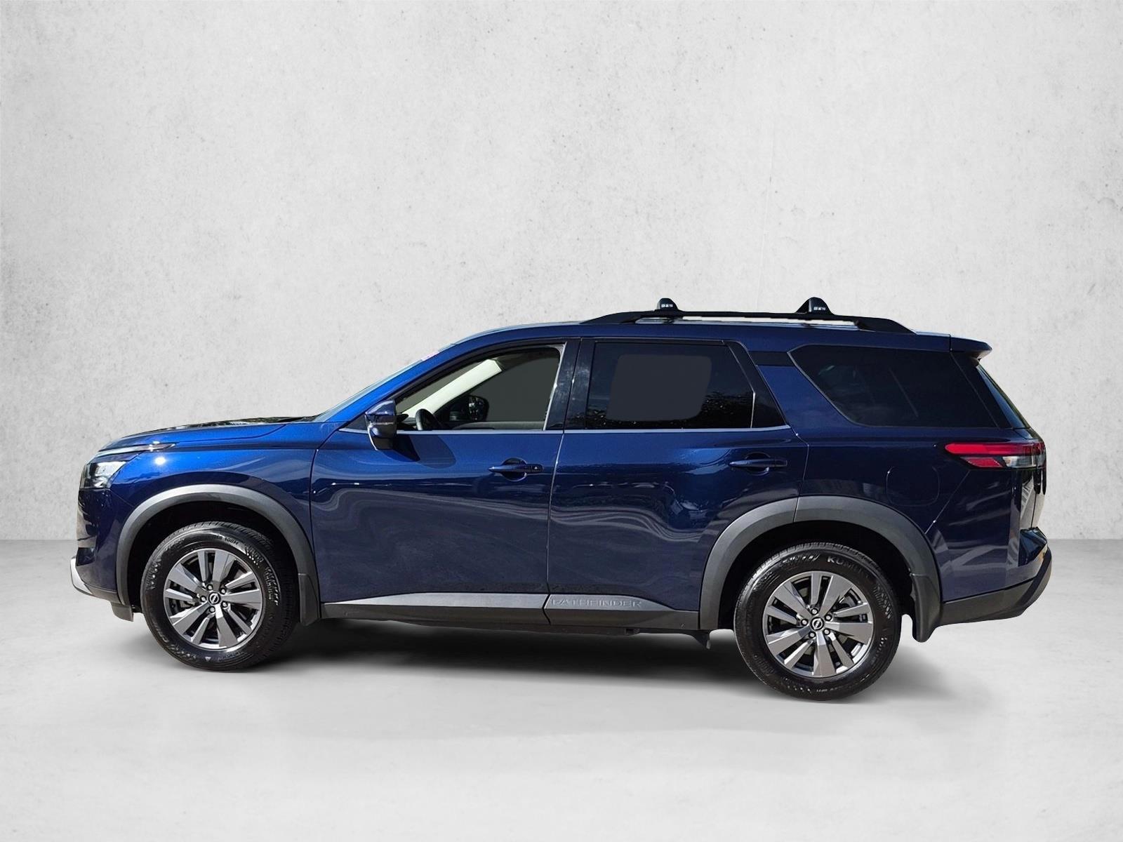 2025 Nissan Pathfinder SV - Photo 8