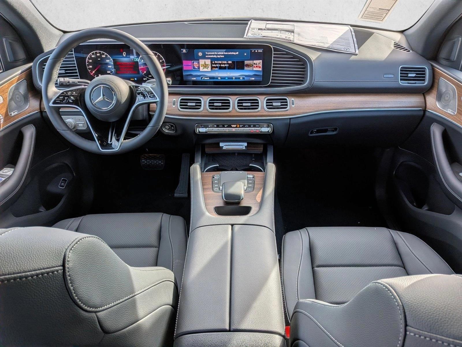 Thumbnail: 2026 Mercedes-Benz GLE - 4