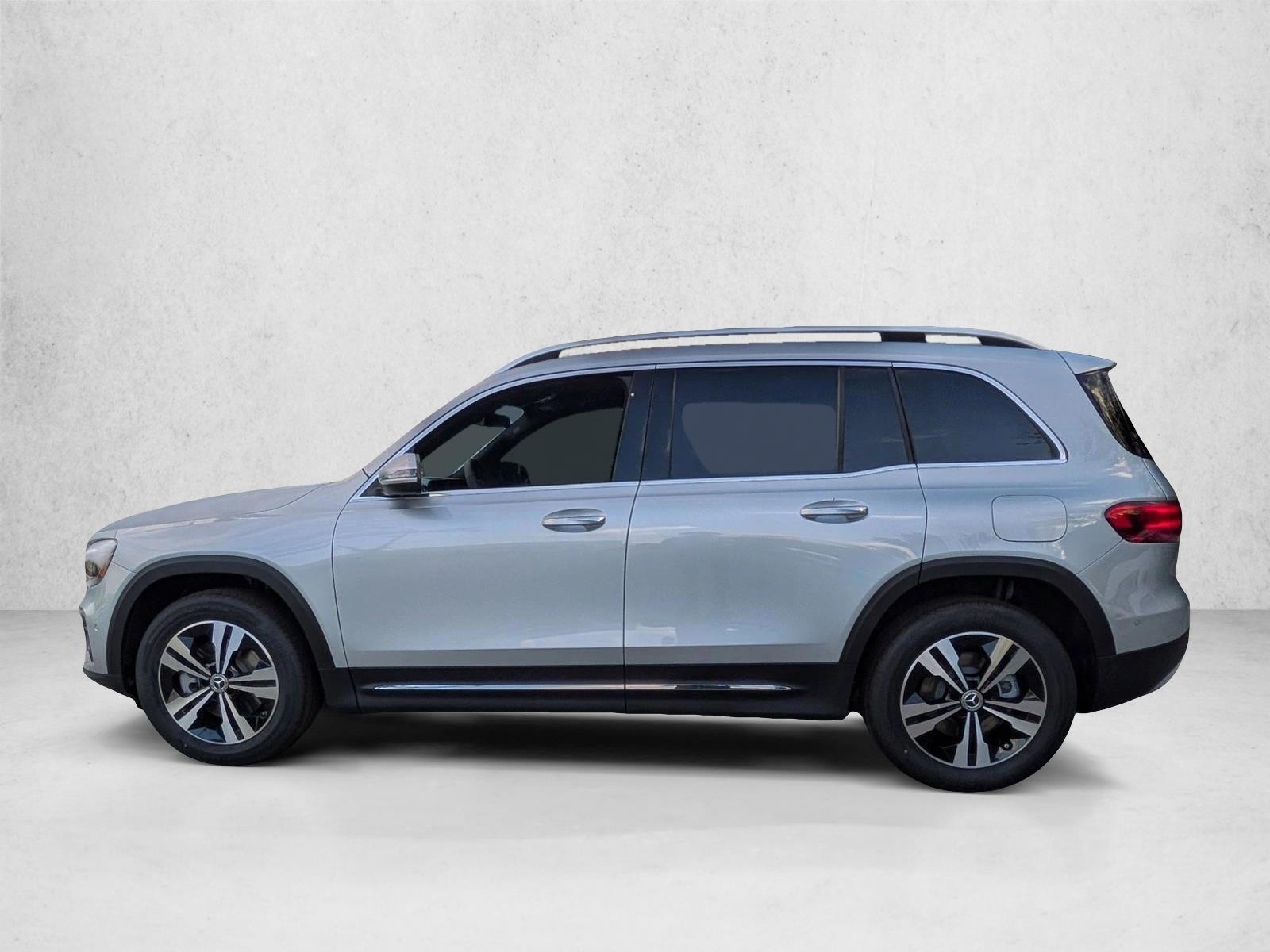Thumbnail: 2026 Mercedes-Benz GLB - 2