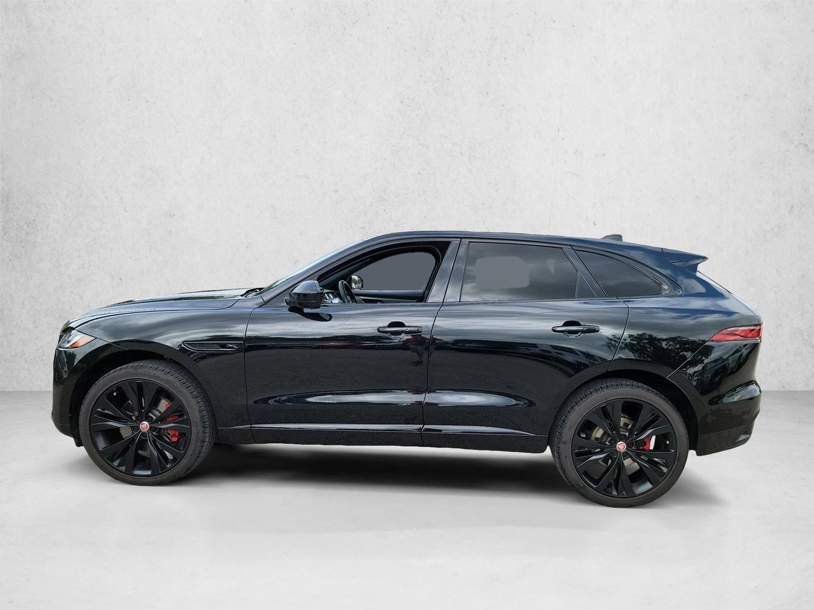 Thumbnail: 2023 Jaguar F-Pace - 2