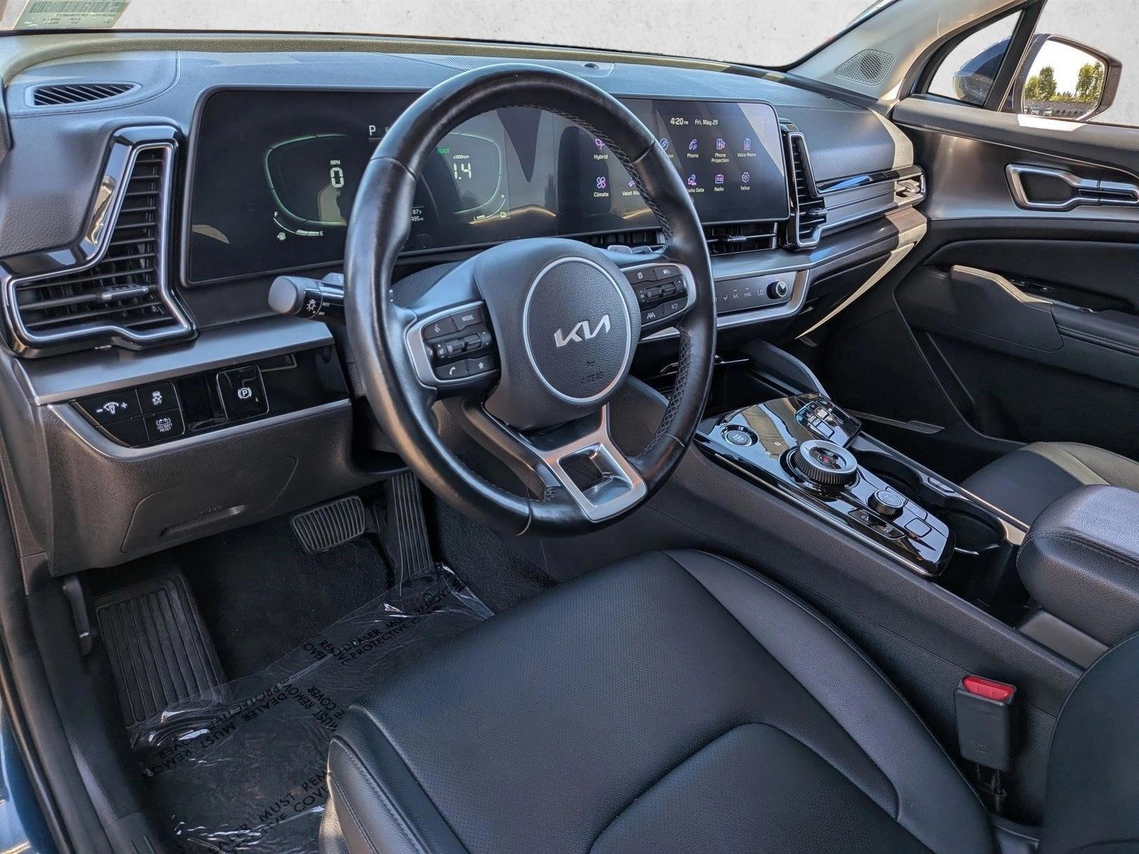 Thumbnail: 2023 Kia Sportage - 3