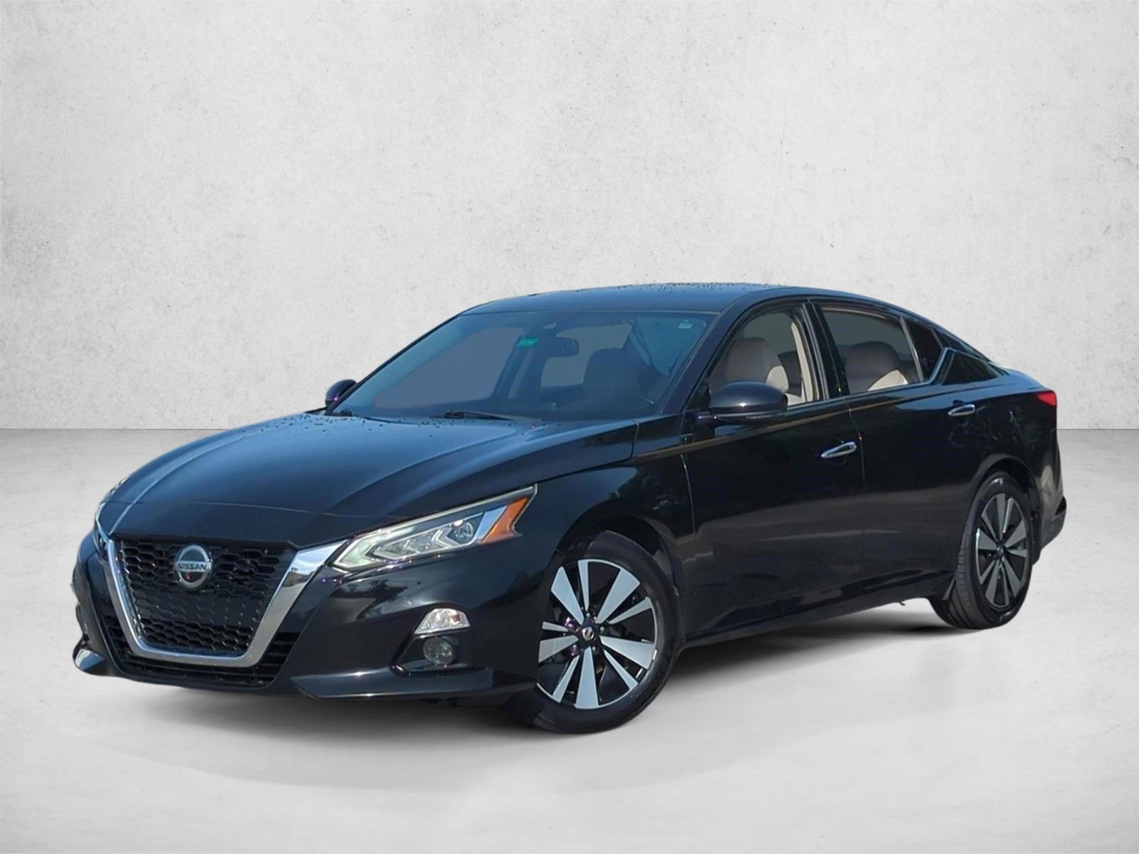 Thumbnail: 2019 Nissan Altima - 1