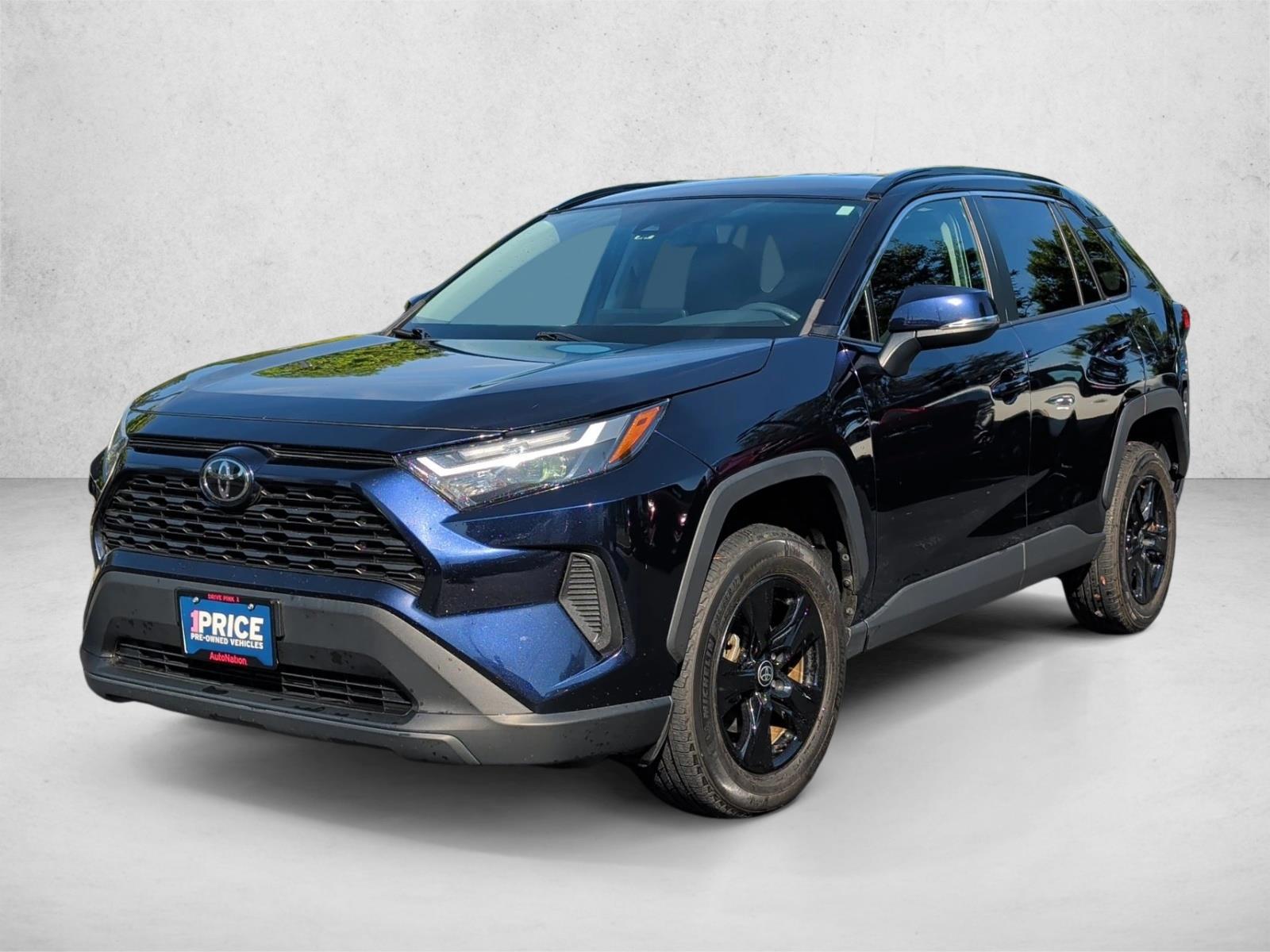 Thumbnail: 2022 Toyota RAV4 - 1