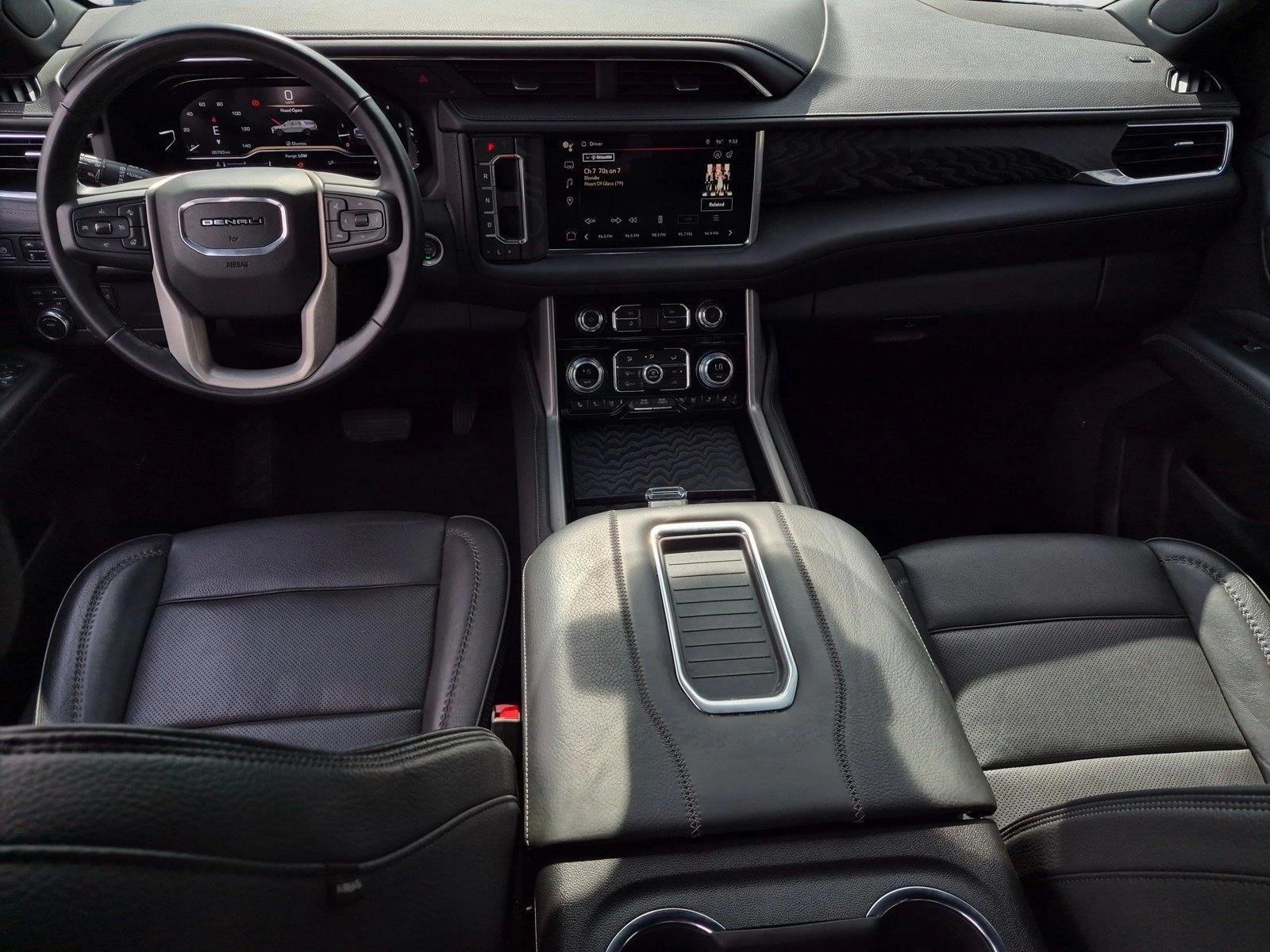 Thumbnail: 2023 GMC Yukon XL - 3