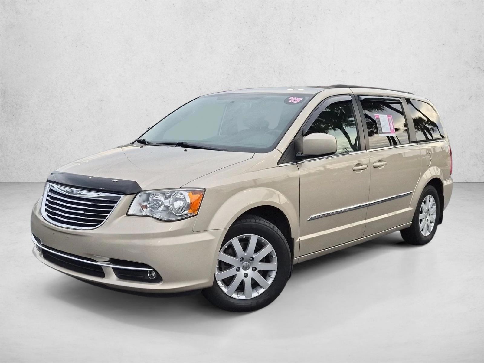 2015 Chrysler Town & Country Touring