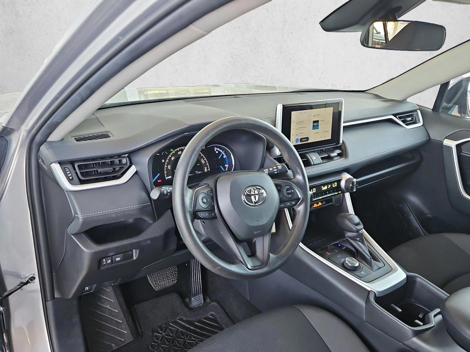 Thumbnail: 2024 Toyota RAV4 - 3