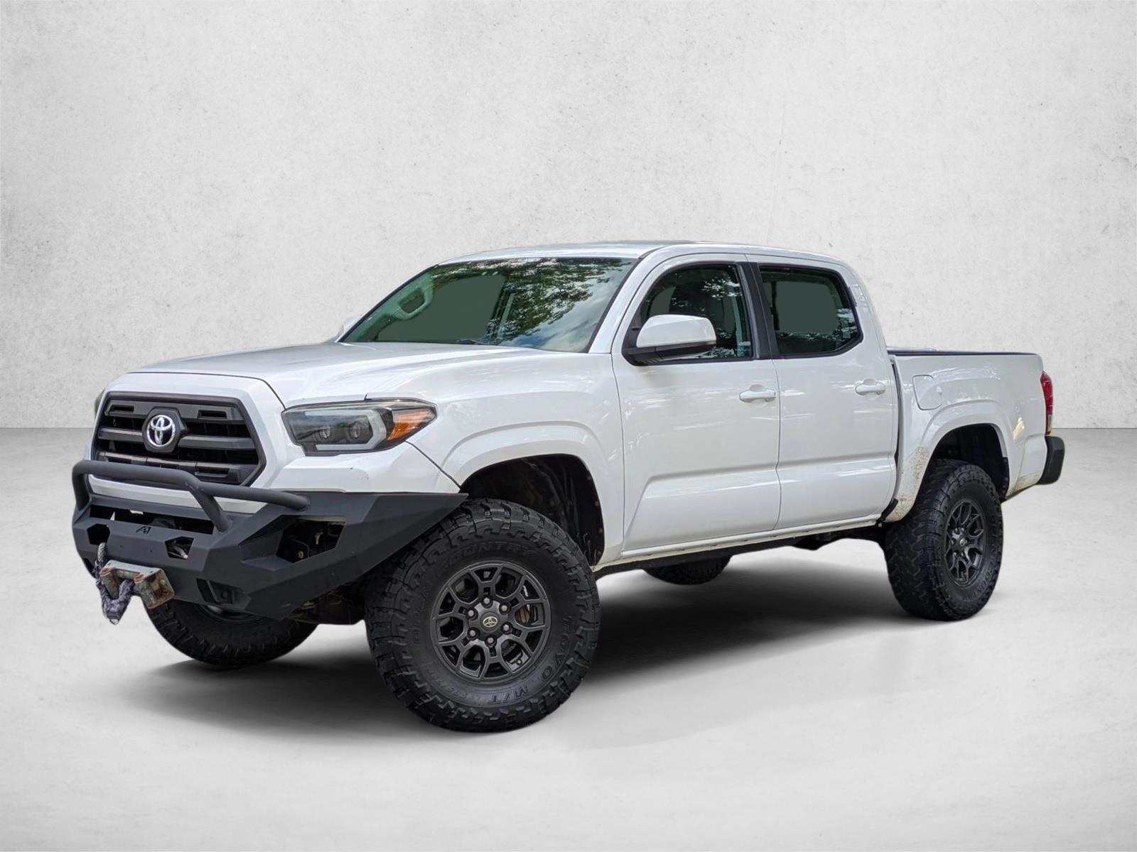 Thumbnail: 2016 Toyota Tacoma - 1