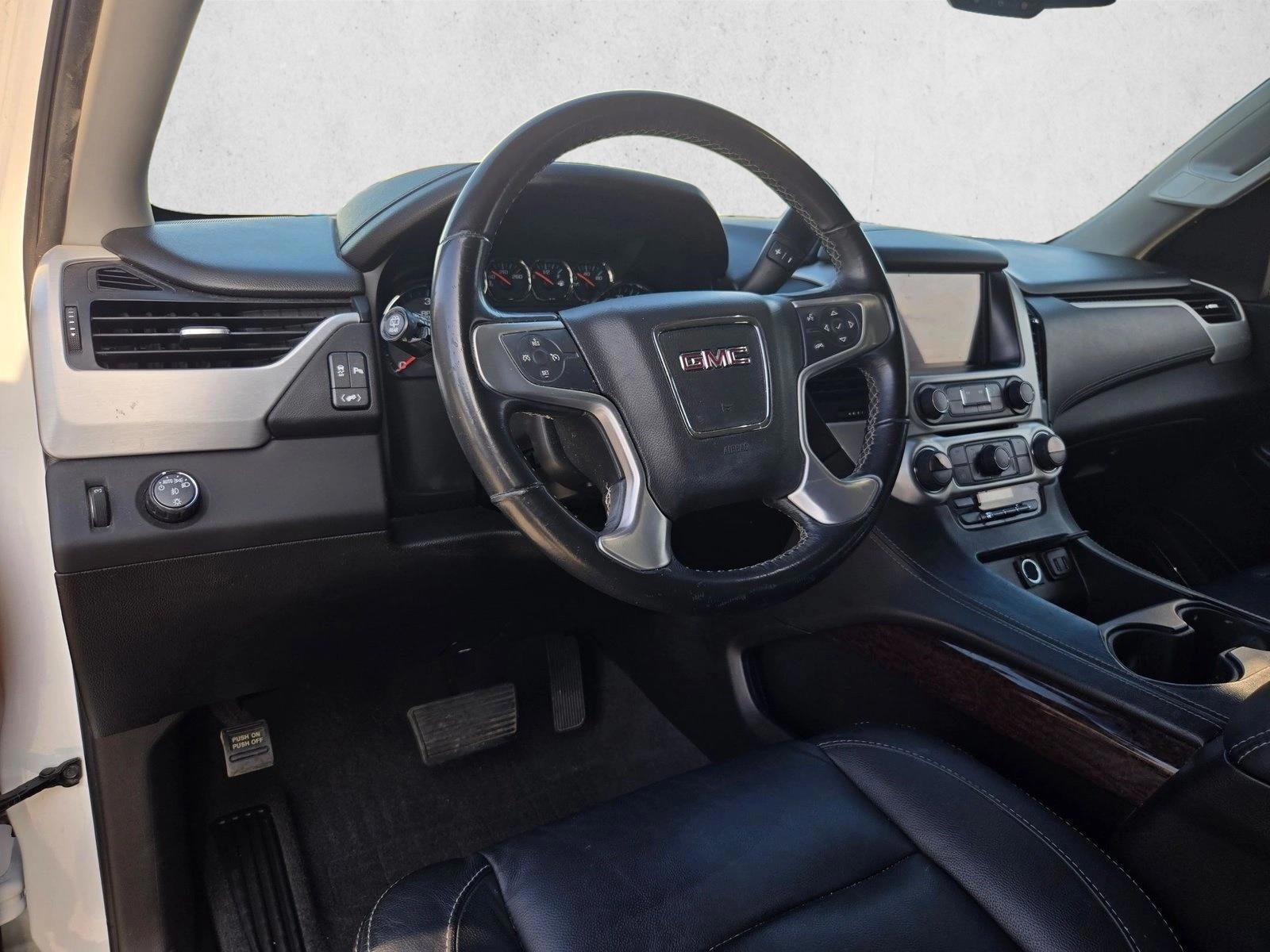 Thumbnail: 2019 GMC Yukon - 3