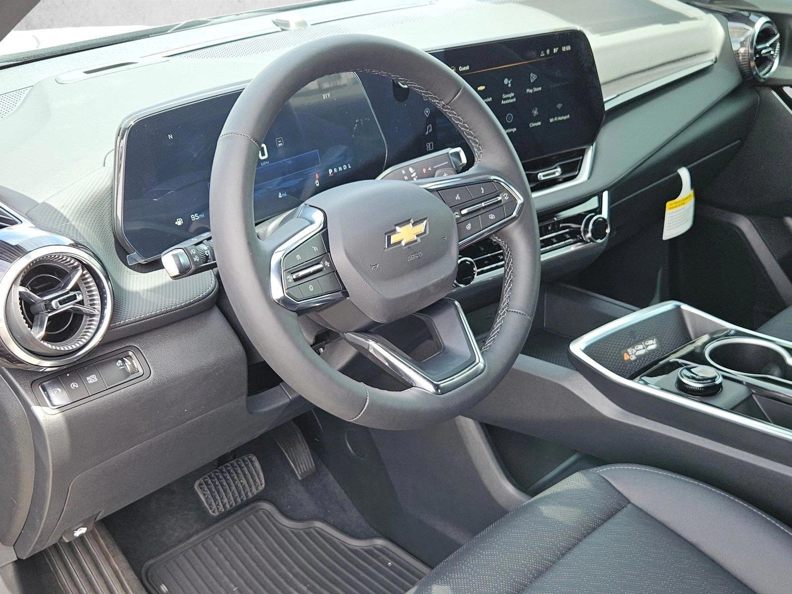 Thumbnail: 2026 Chevrolet Equinox - 3