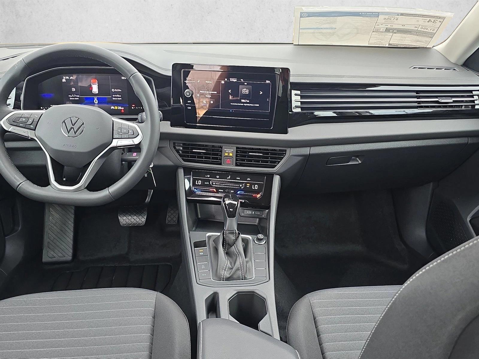 Thumbnail: 2026 Volkswagen Jetta - 4