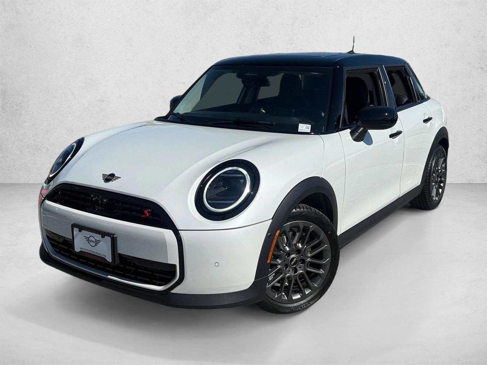 Thumbnail: 2027 MINI Cooper Hardtop - 1