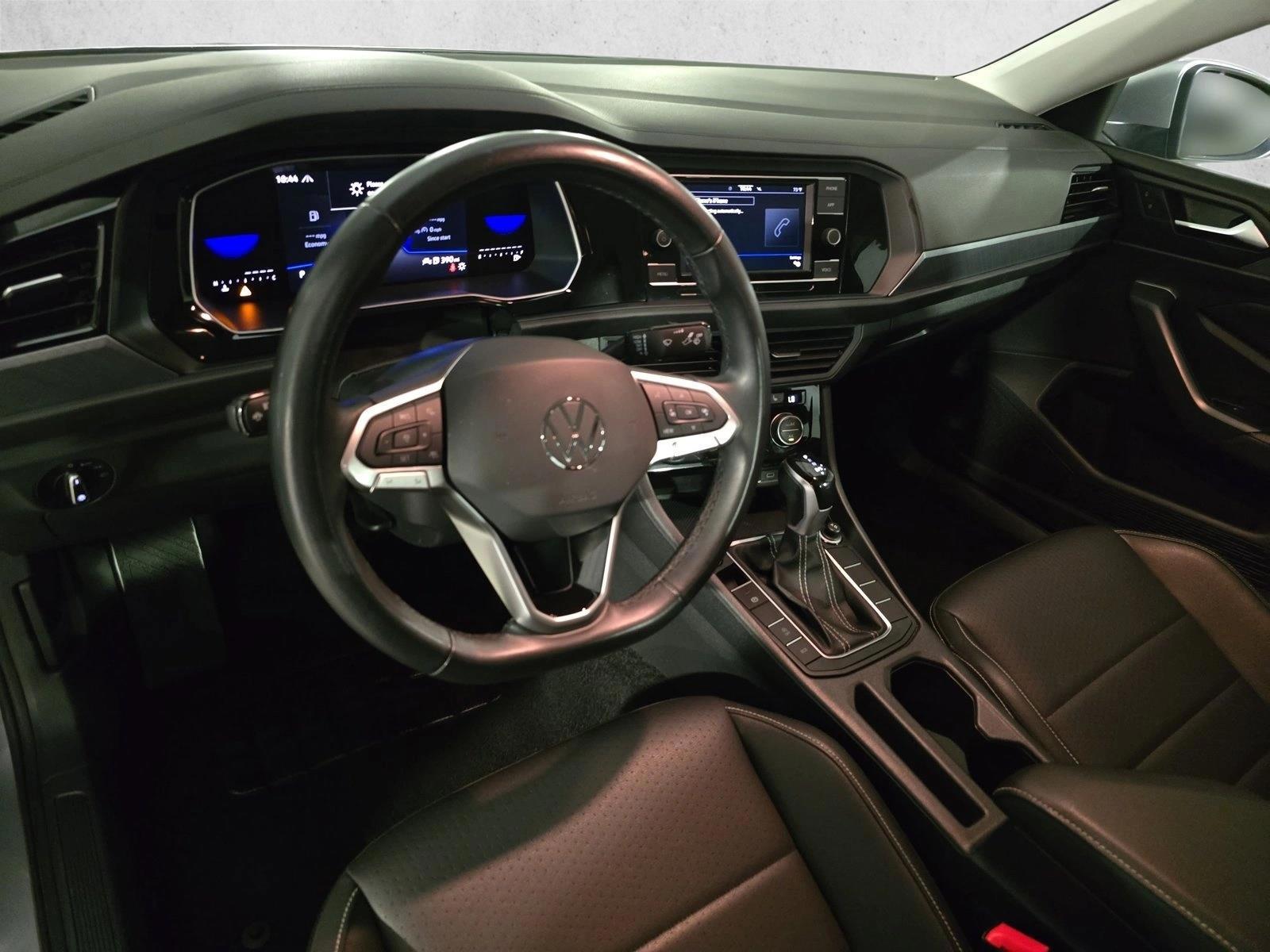Thumbnail: 2024 Volkswagen Jetta - 4