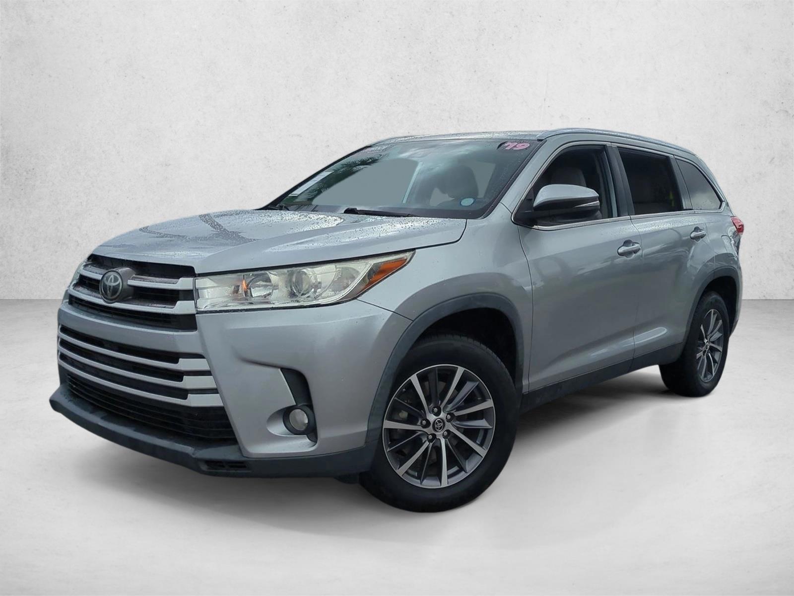 Thumbnail: 2019 Toyota Highlander - 1