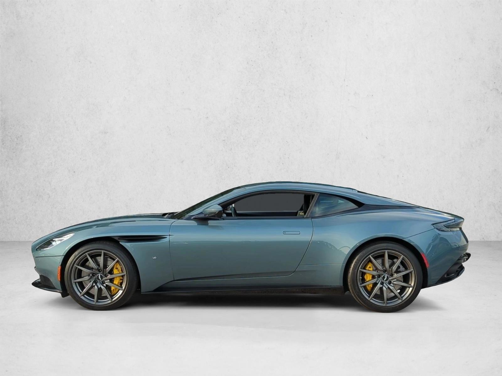 Thumbnail: 2018 Aston Martin DB11 - 2