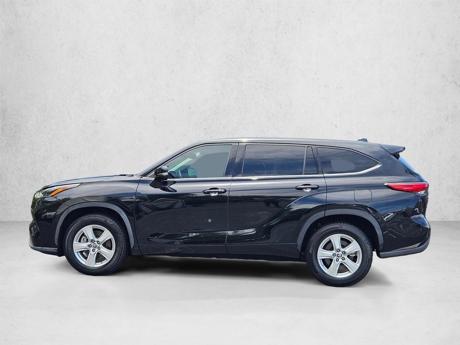 Thumbnail: 2021 Toyota Highlander - 2
