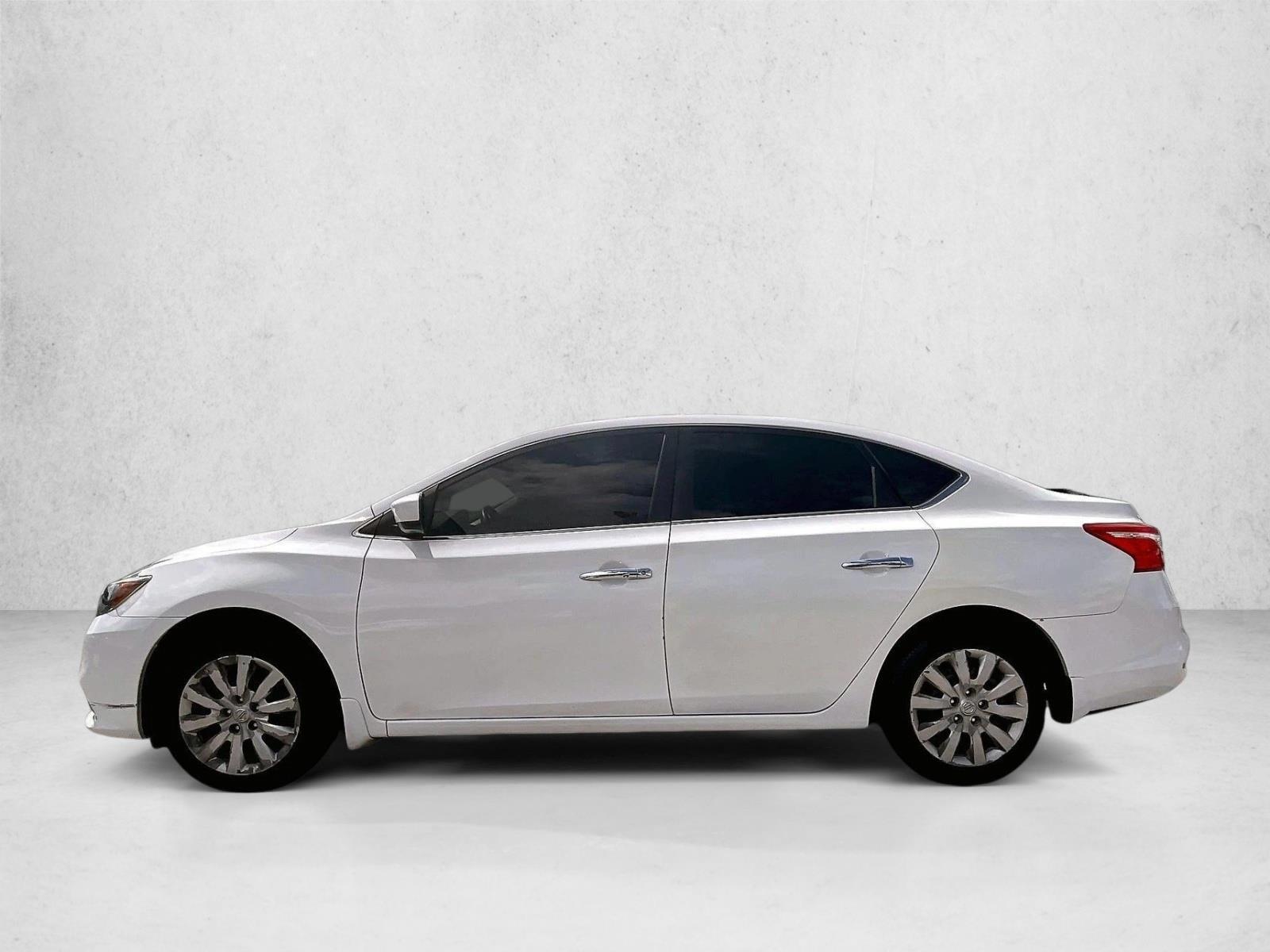 Thumbnail: 2017 Nissan Sentra - 2