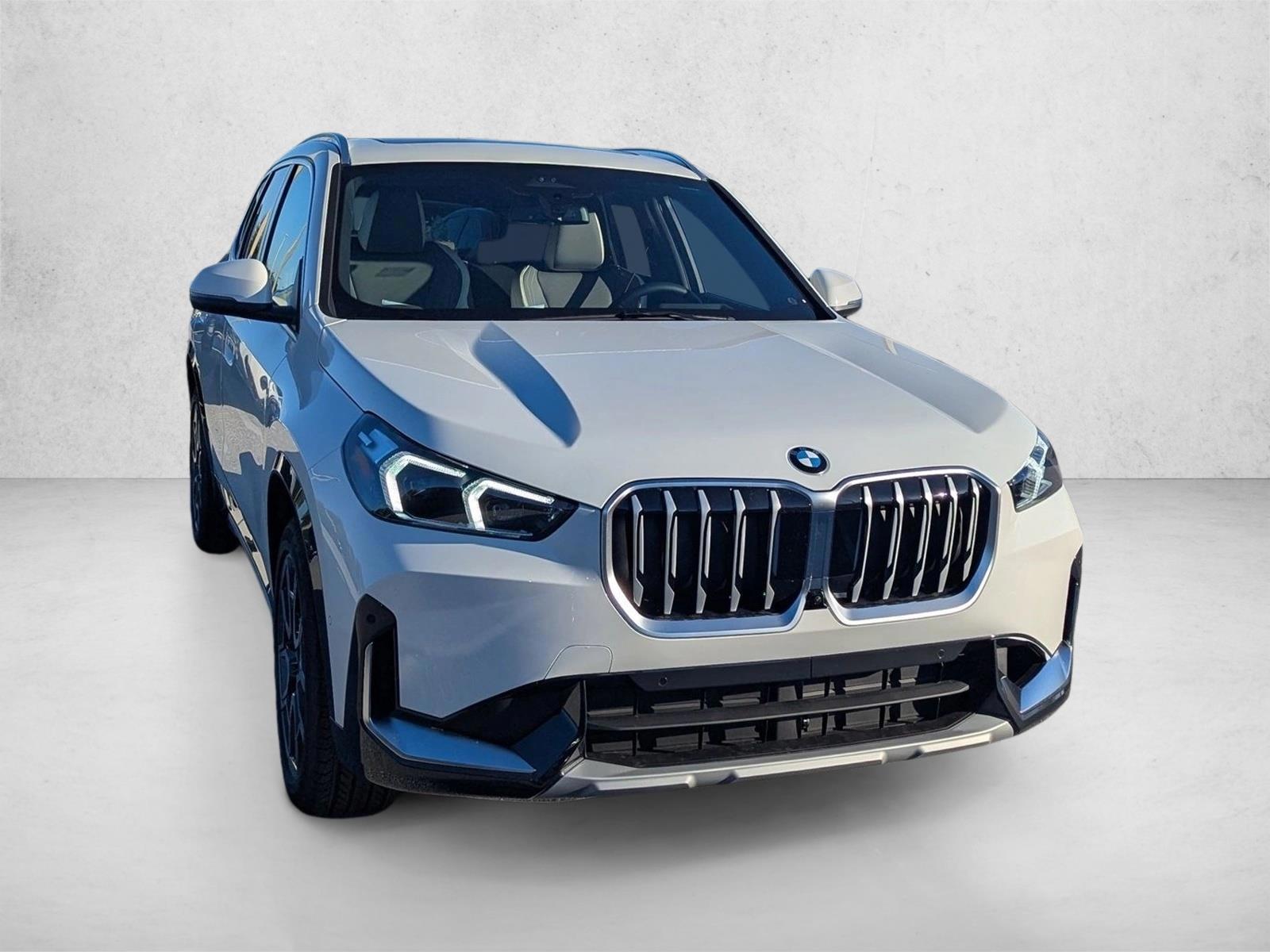 2026 BMW X1 28i - Photo 6