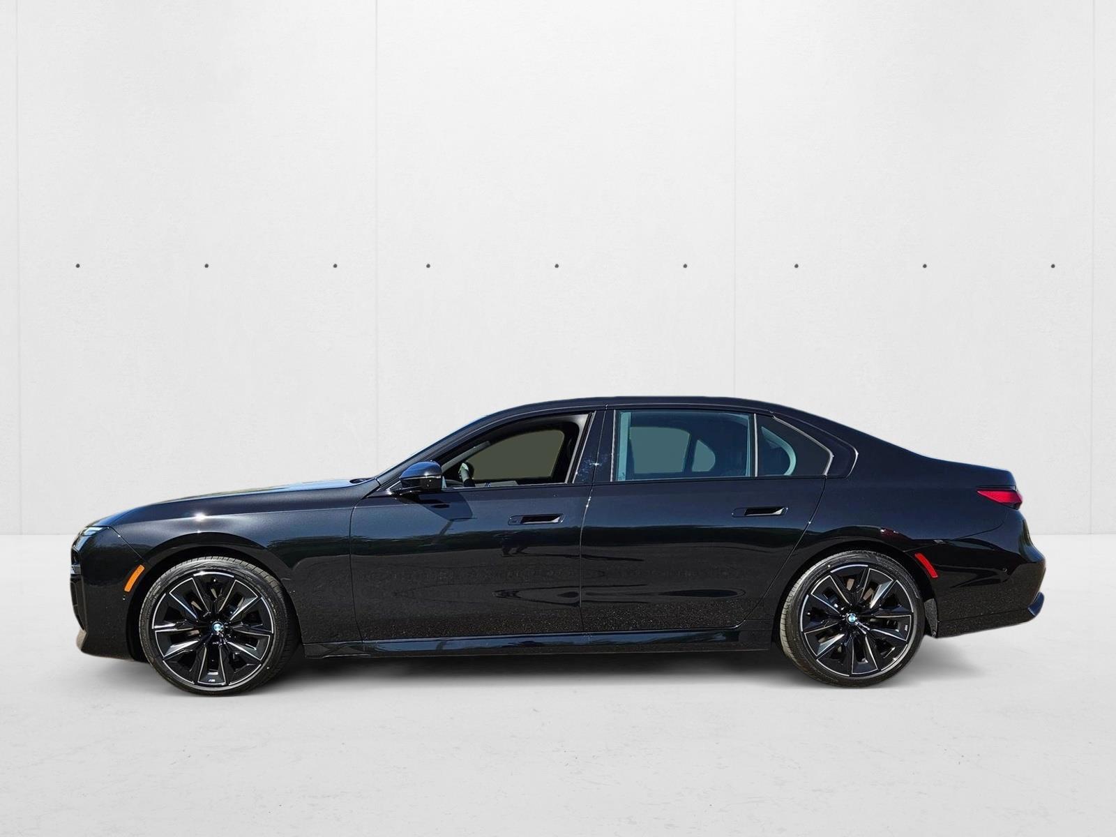 Thumbnail: 2025 BMW 7 Series - 2