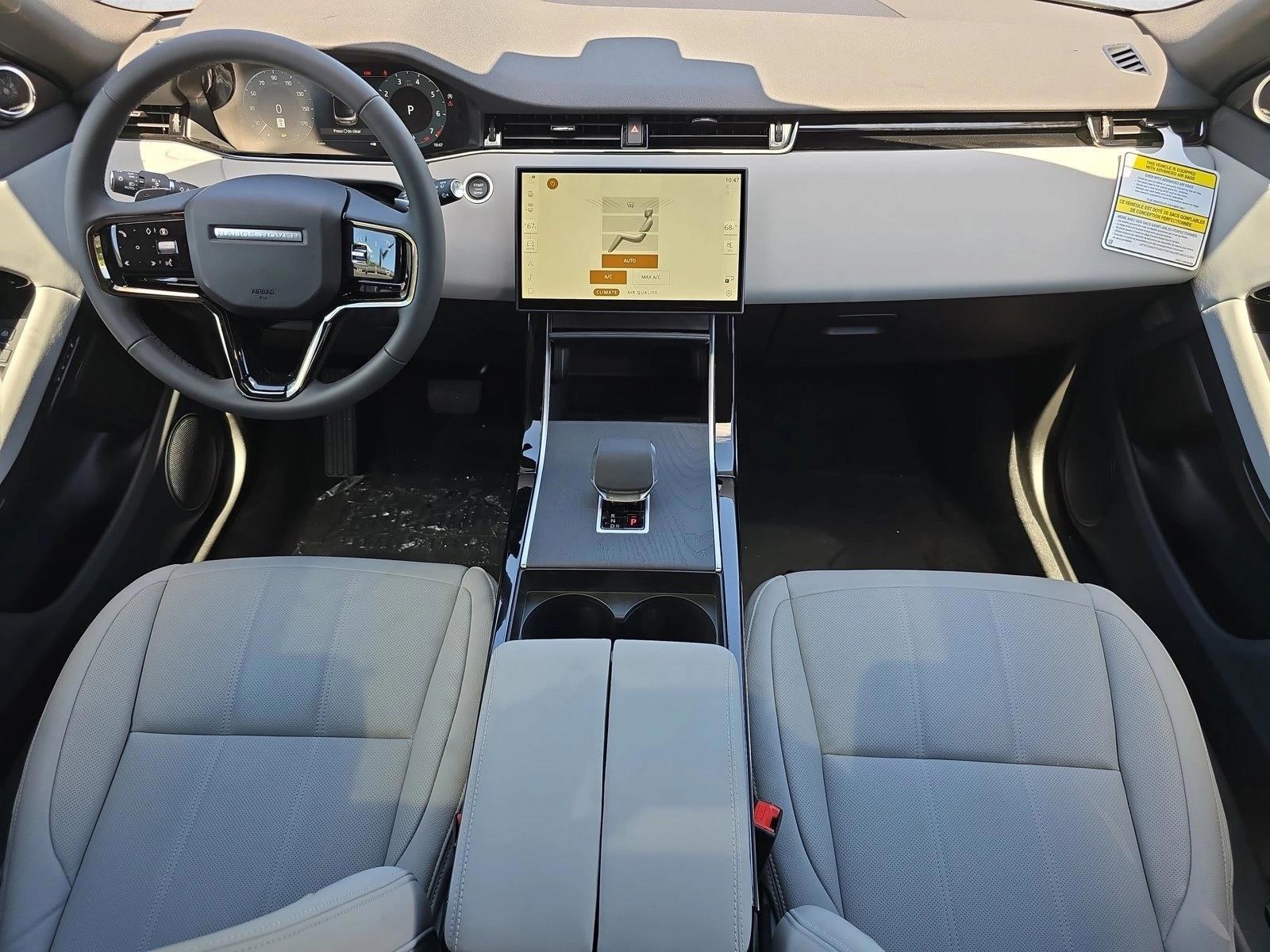 Thumbnail: 2026 Land Rover Range Rover Evoque - 3