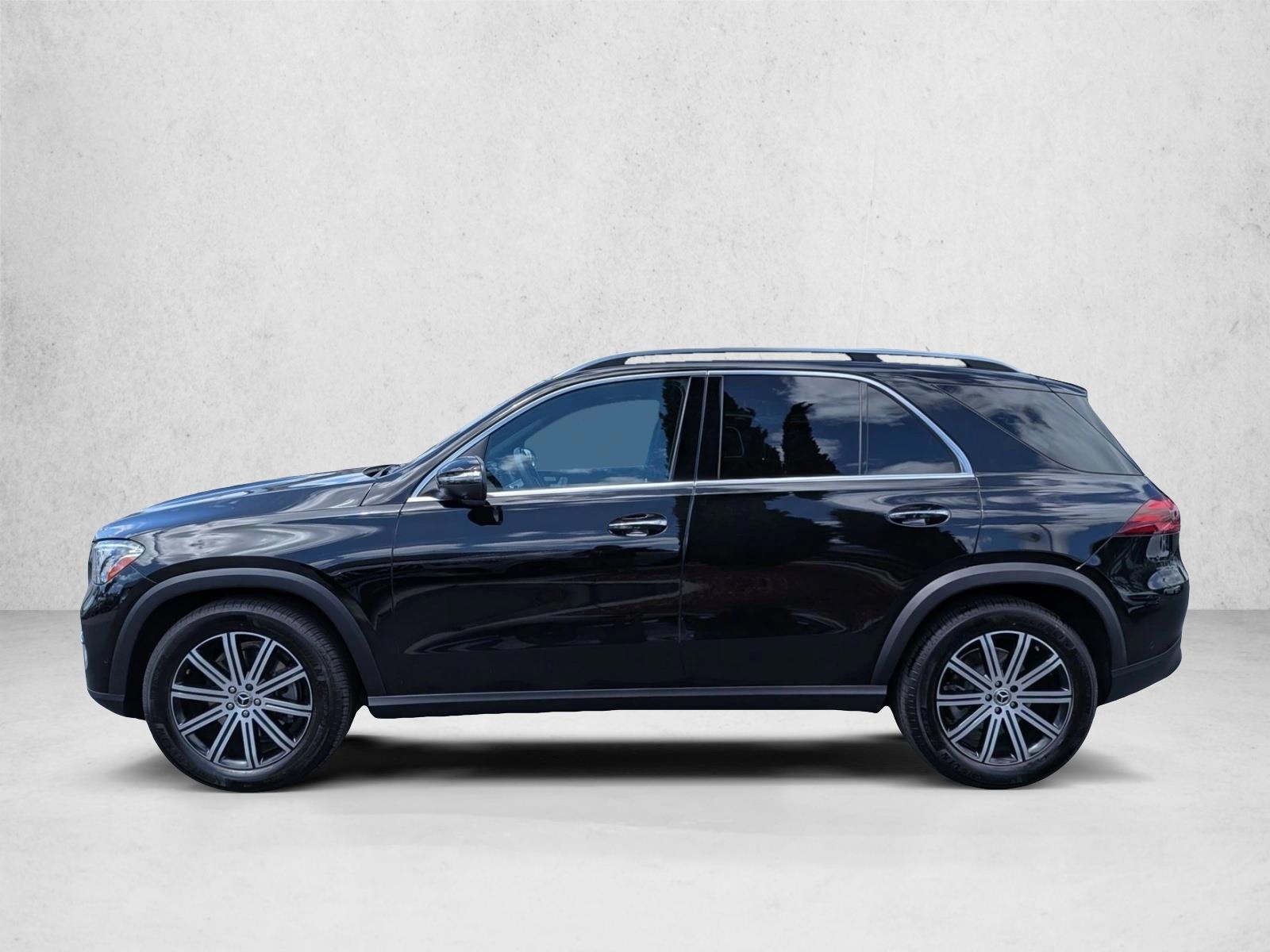 Thumbnail: 2026 Mercedes-Benz GLE - 2